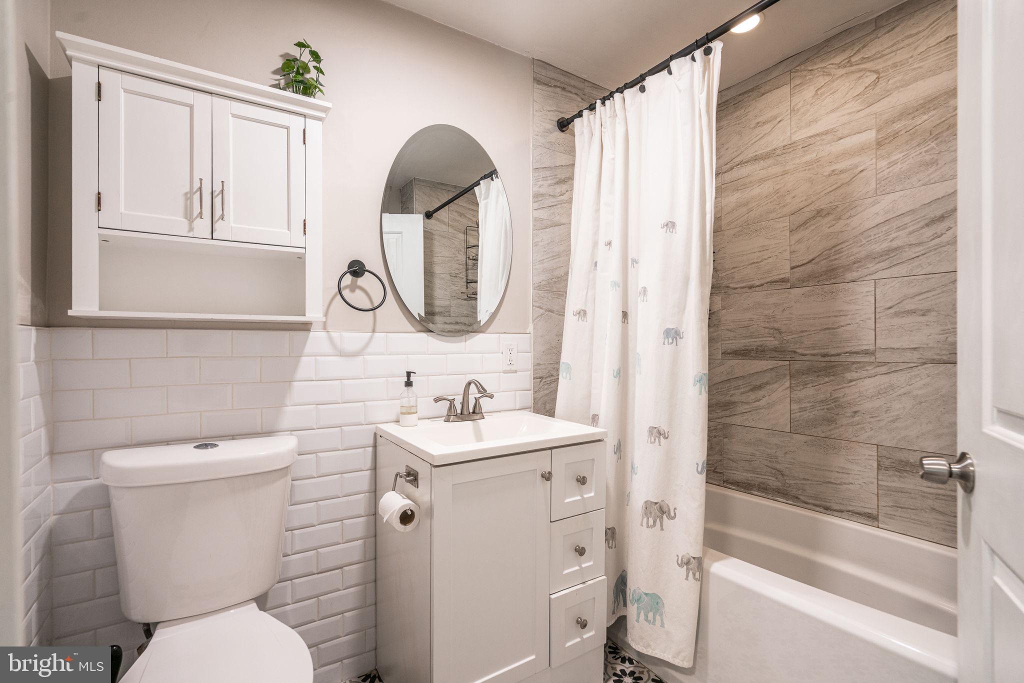 FISHTOWN - Residential Lease