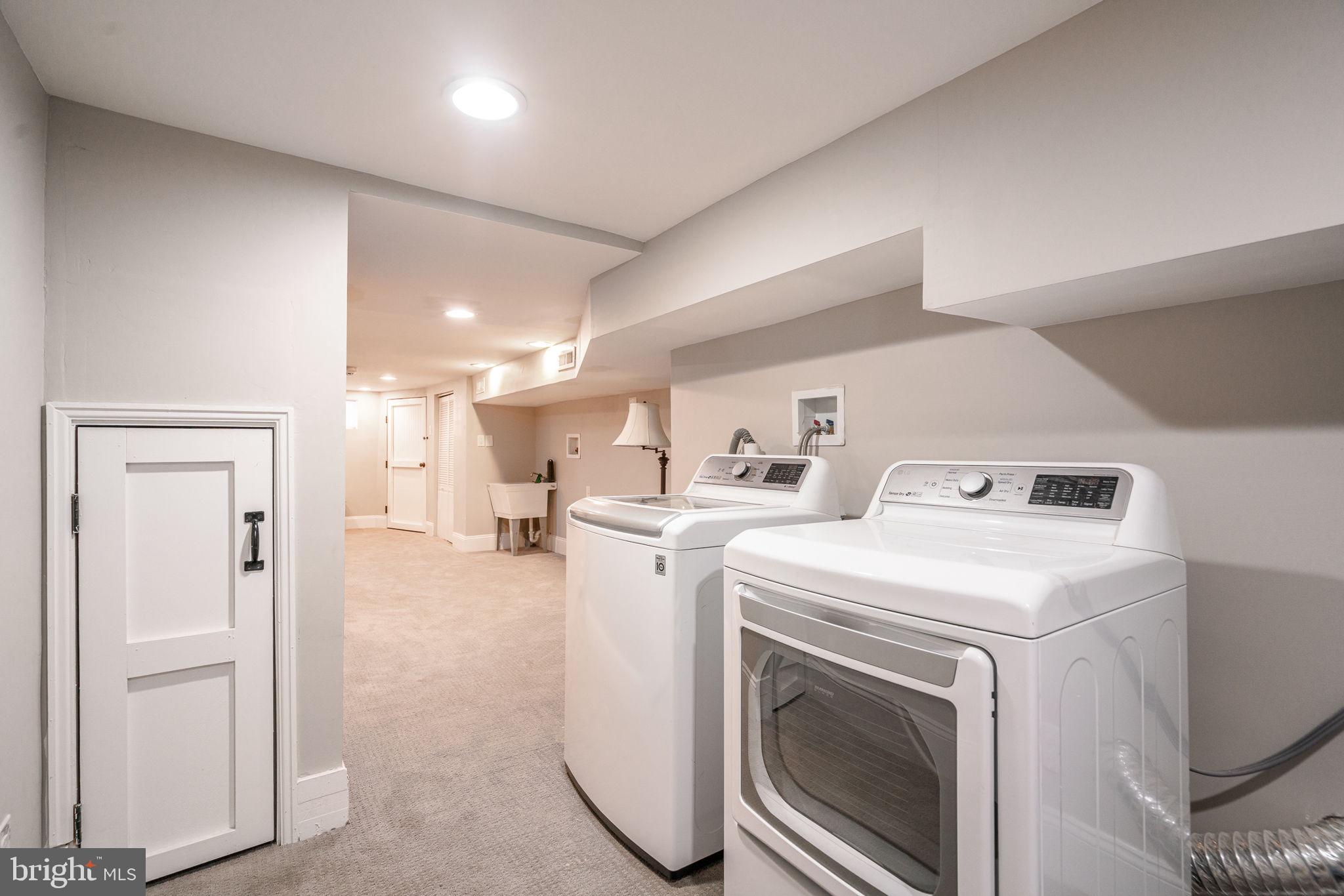 FISHTOWN - Residential Lease