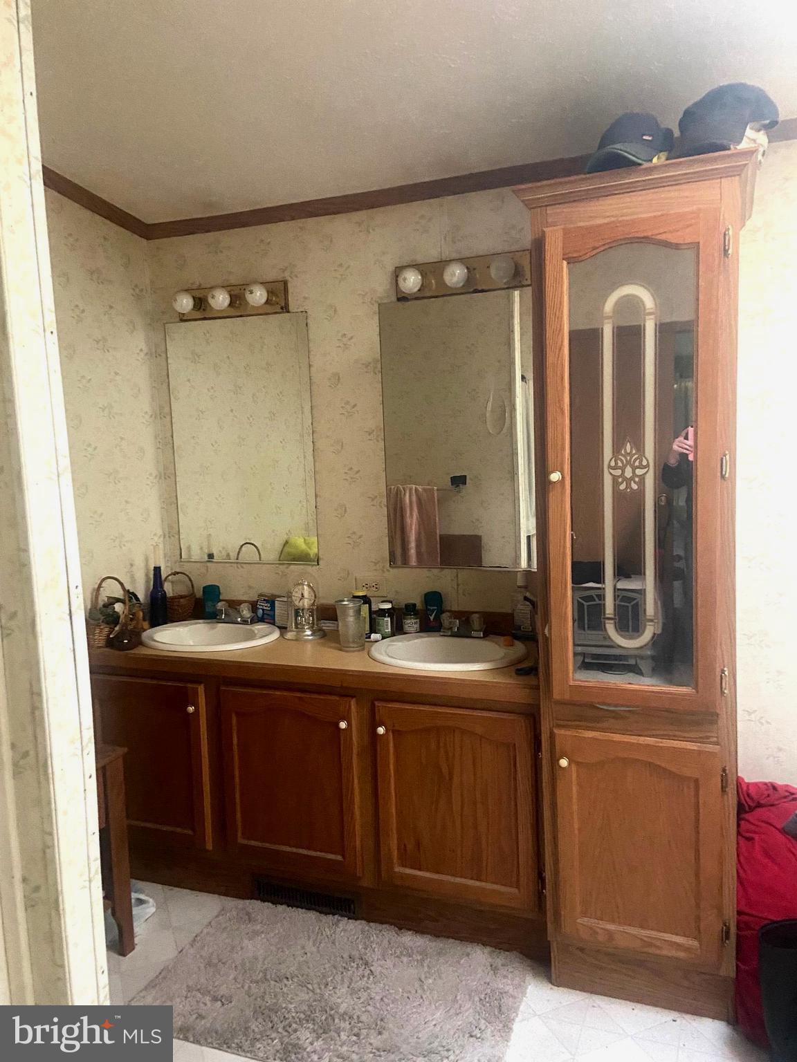 CRESTVIEW SUBD. - Residential