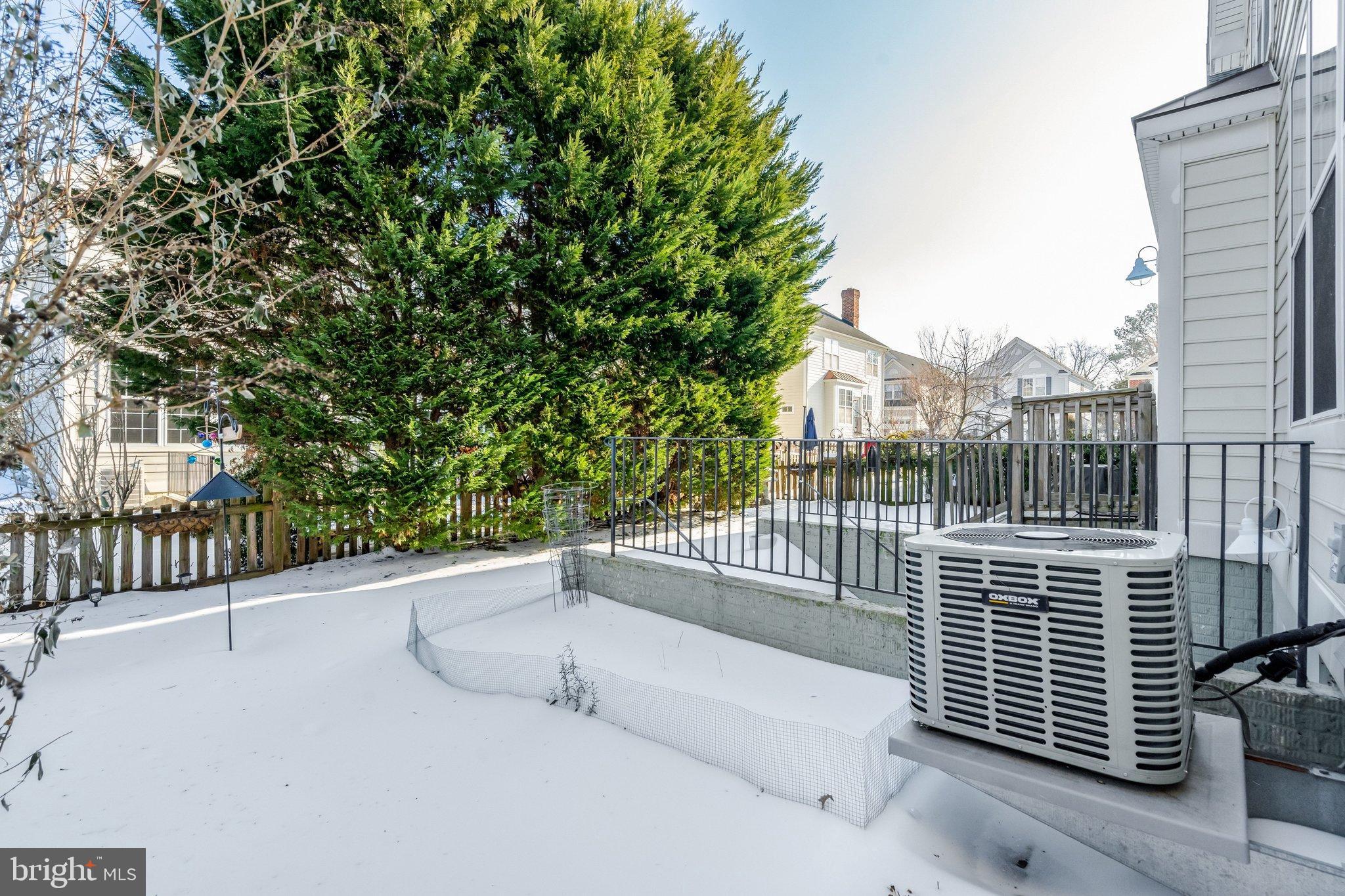 VILLAGES AT HAYMARKET - Residential