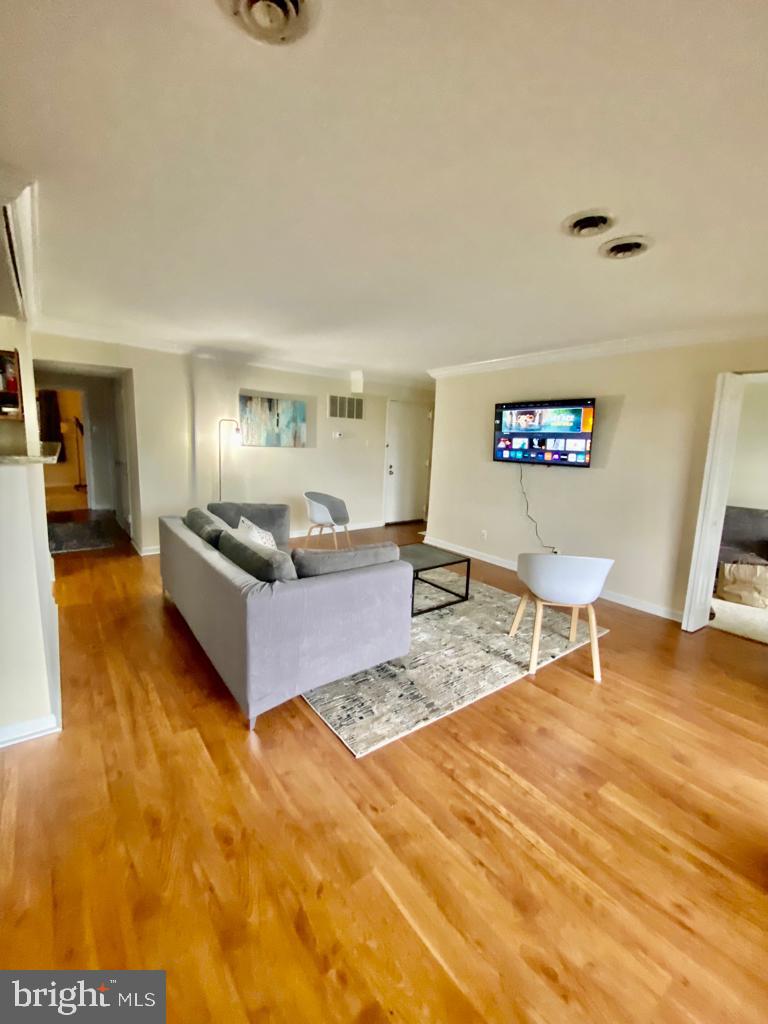 2624 REDCOAT DRIVE 2B