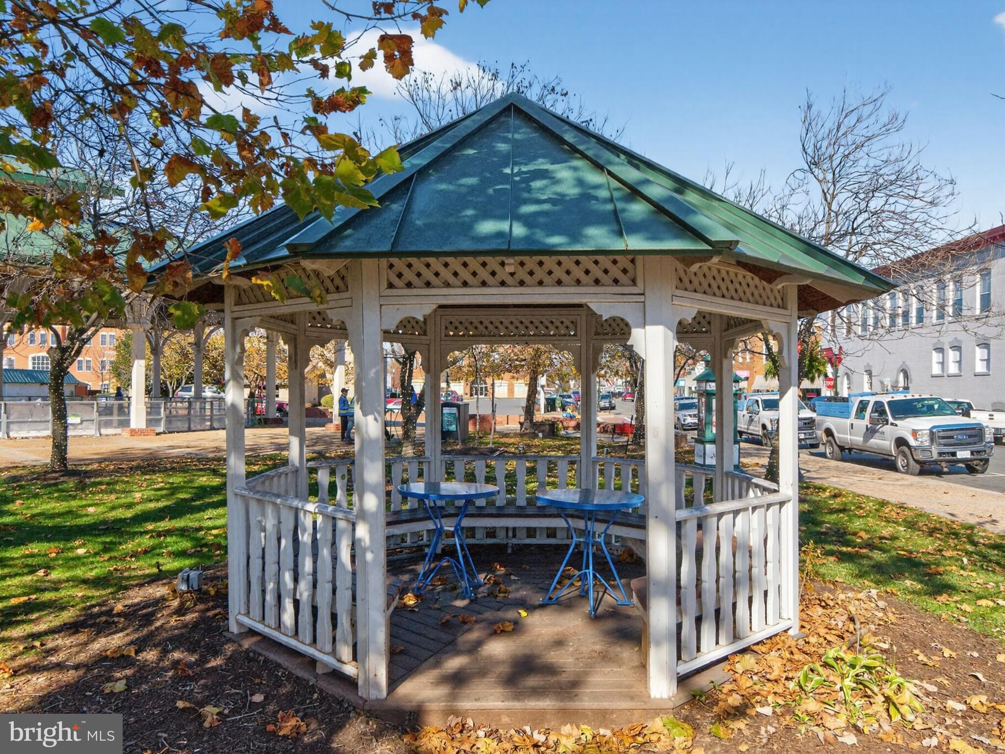 MANASSAS PARK STATION - Residential