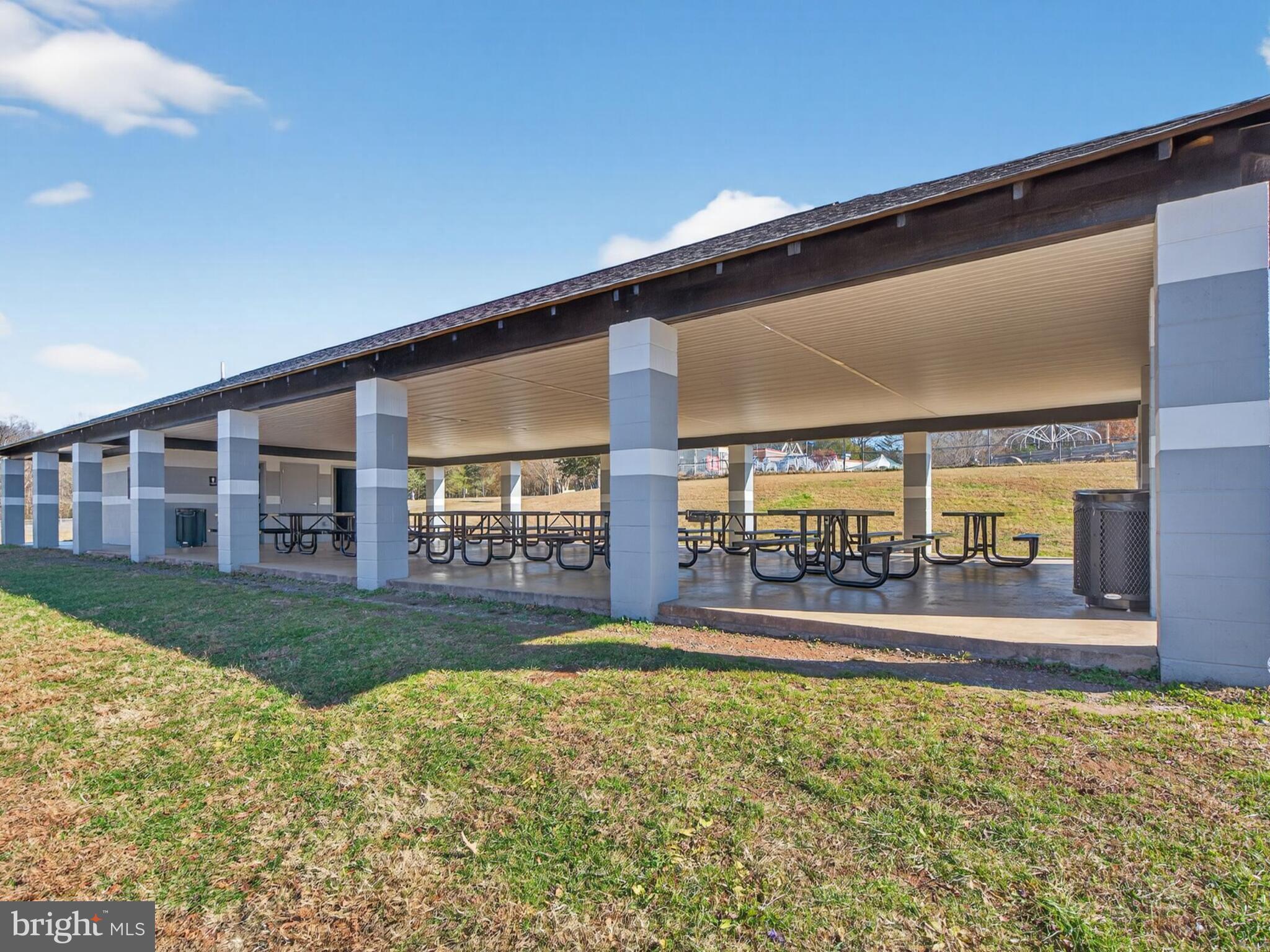 MANASSAS PARK STATION - Residential