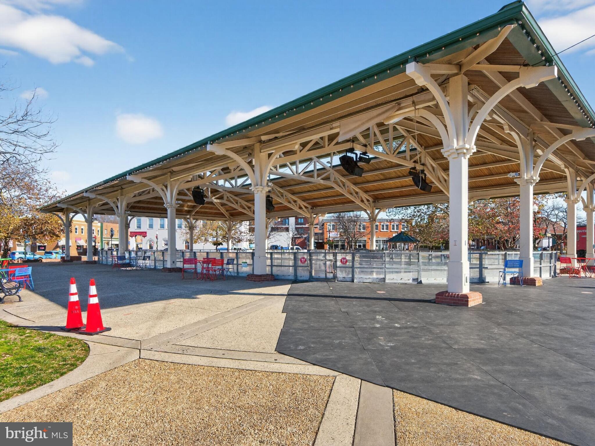 MANASSAS PARK STATION - Residential