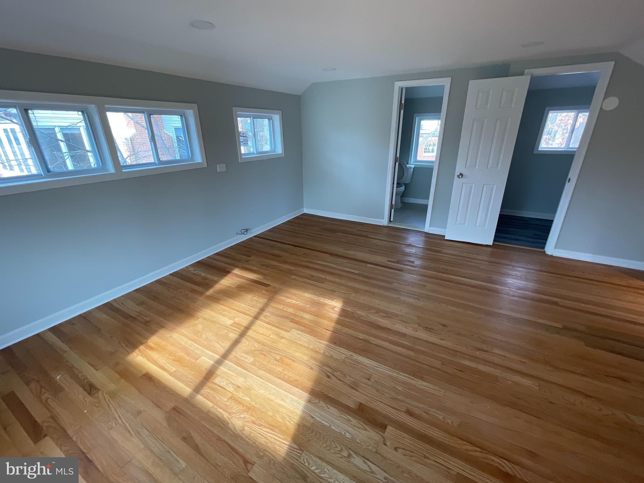 UNIVERSITY PARK - Residential