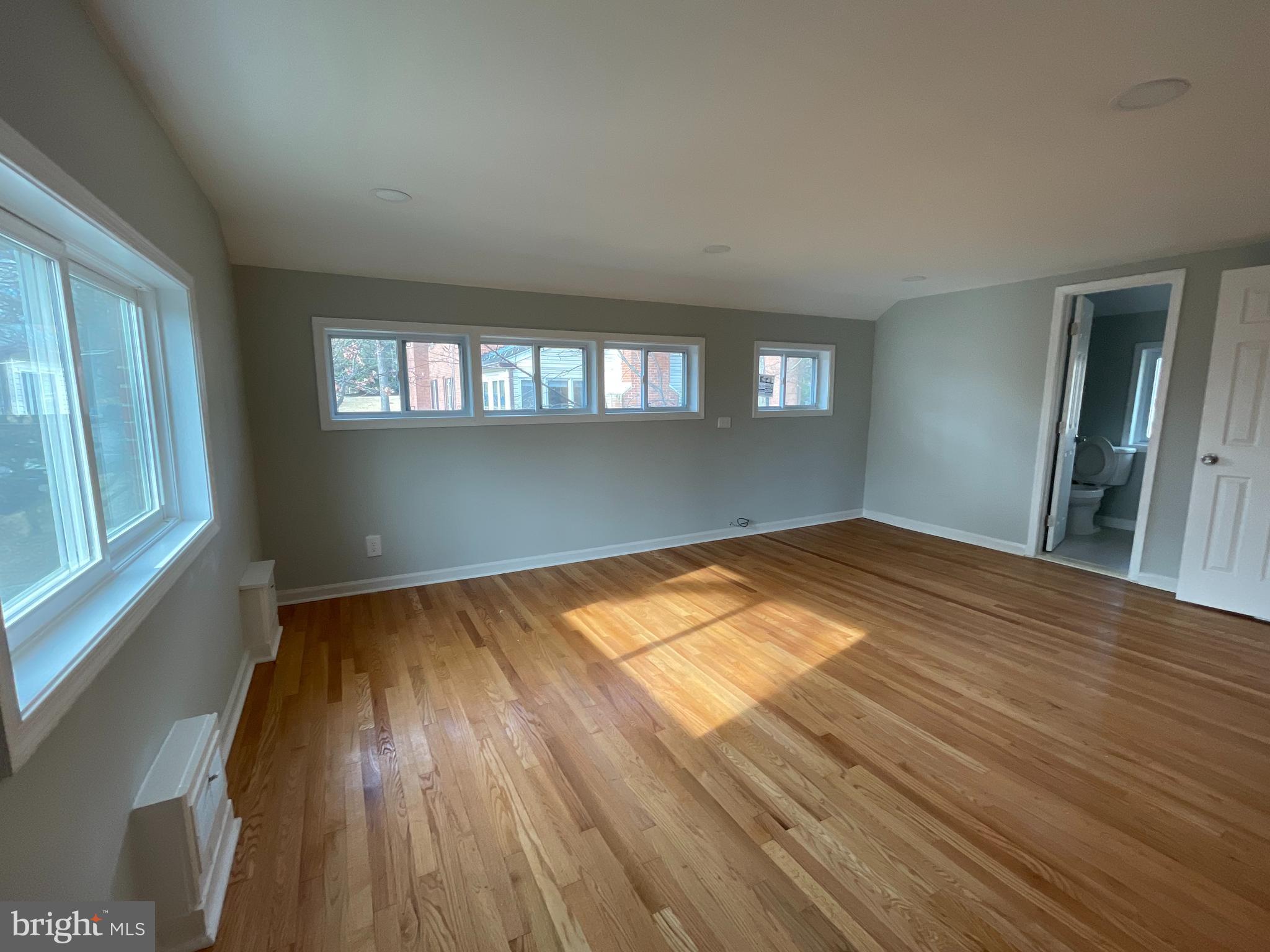 UNIVERSITY PARK - Residential