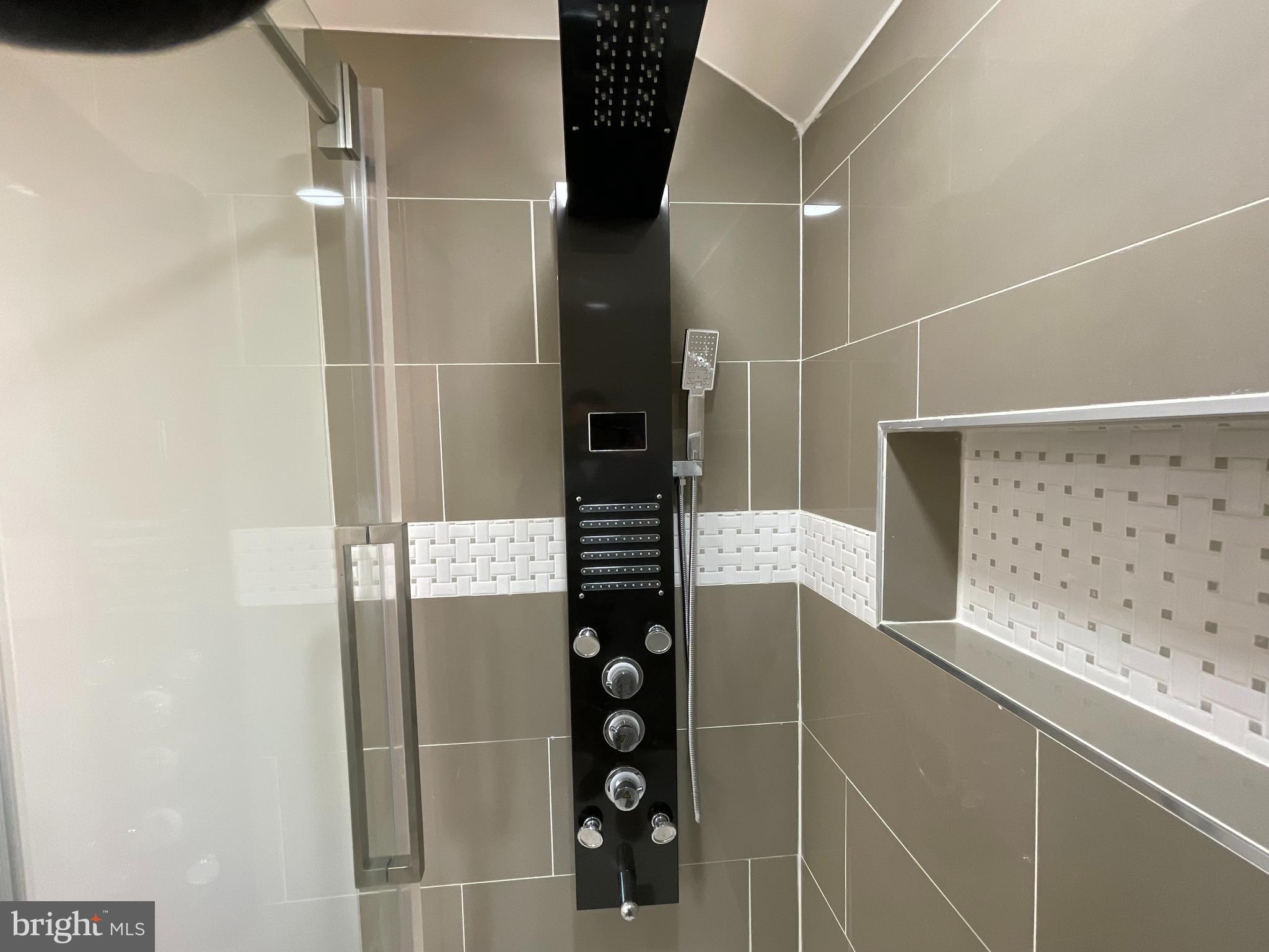 UNIVERSITY PARK - Residential