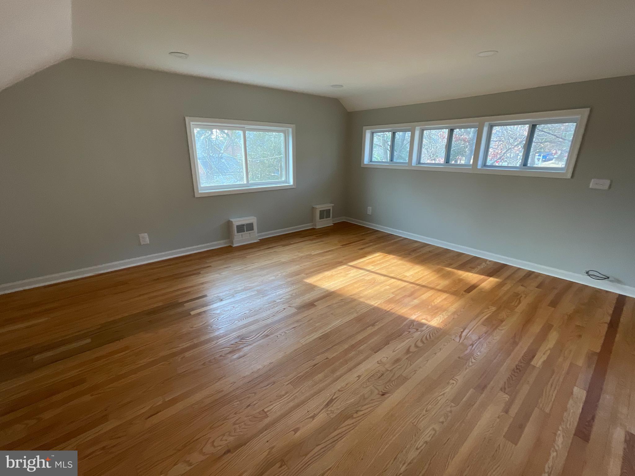 UNIVERSITY PARK - Residential