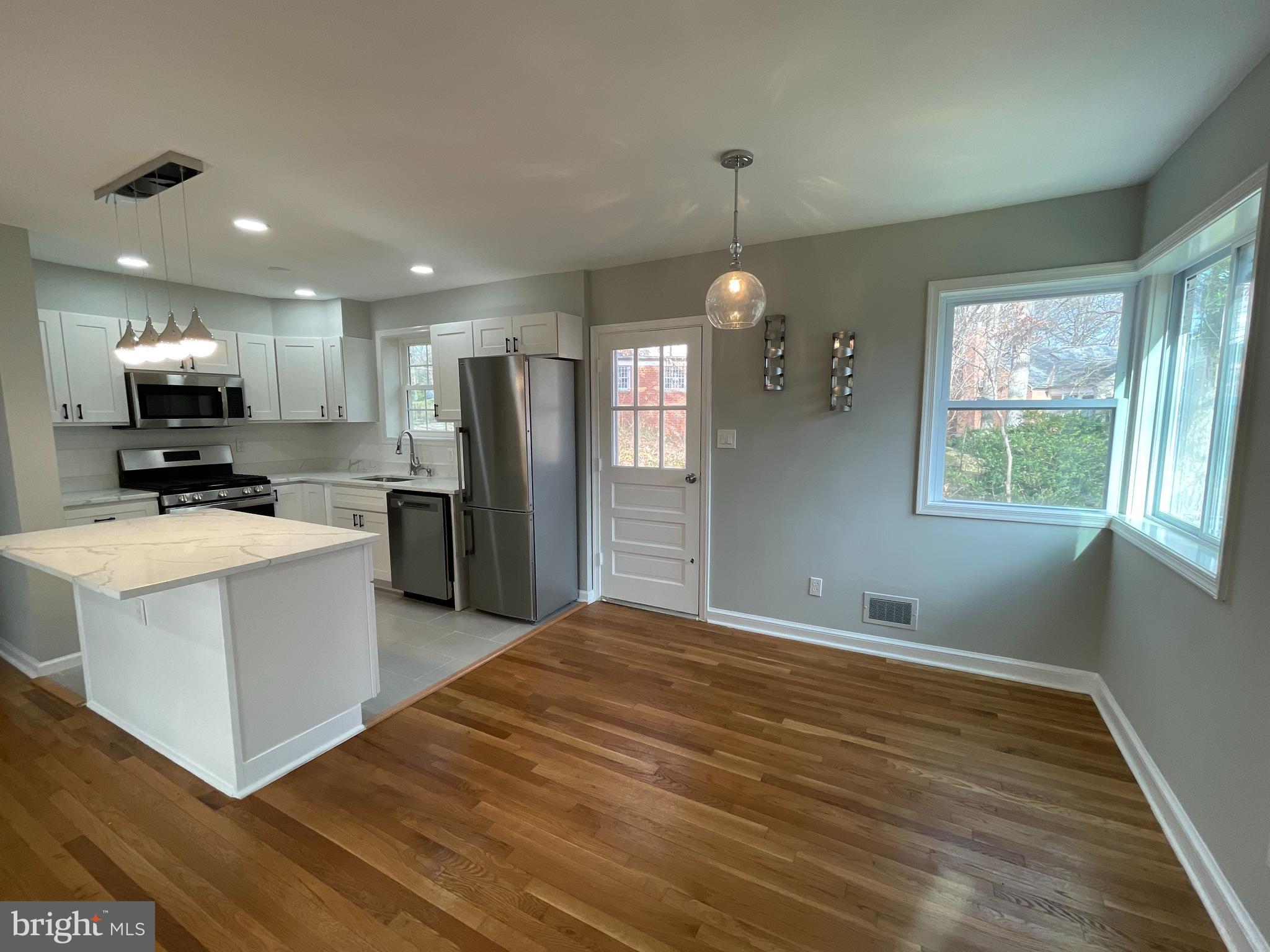 UNIVERSITY PARK - Residential