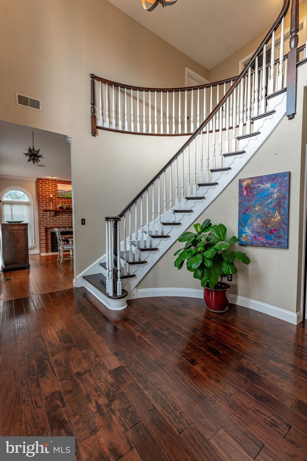 WALNUT CHASE NORTH - Residential