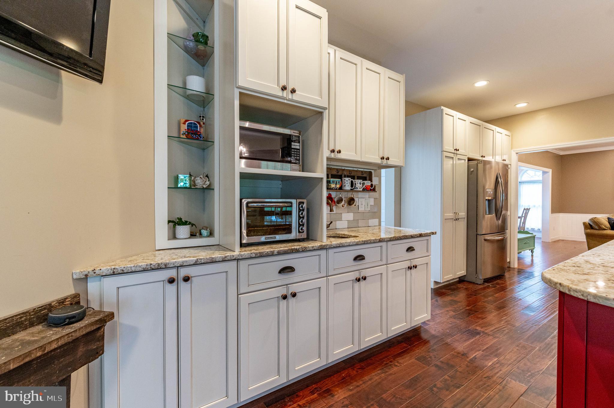 WALNUT CHASE NORTH - Residential