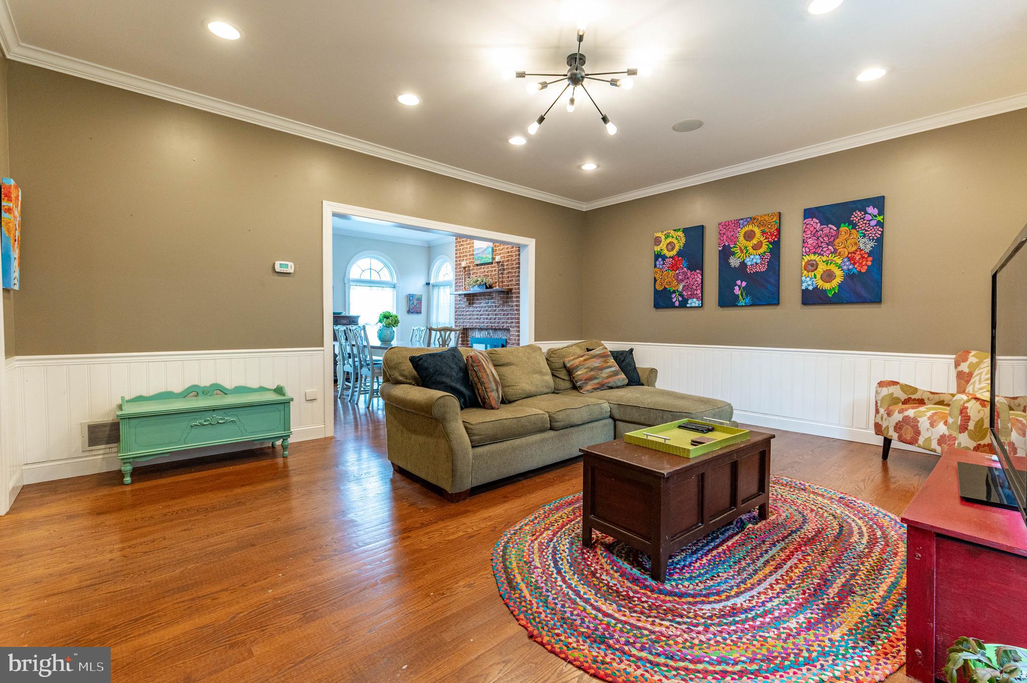 WALNUT CHASE NORTH - Residential