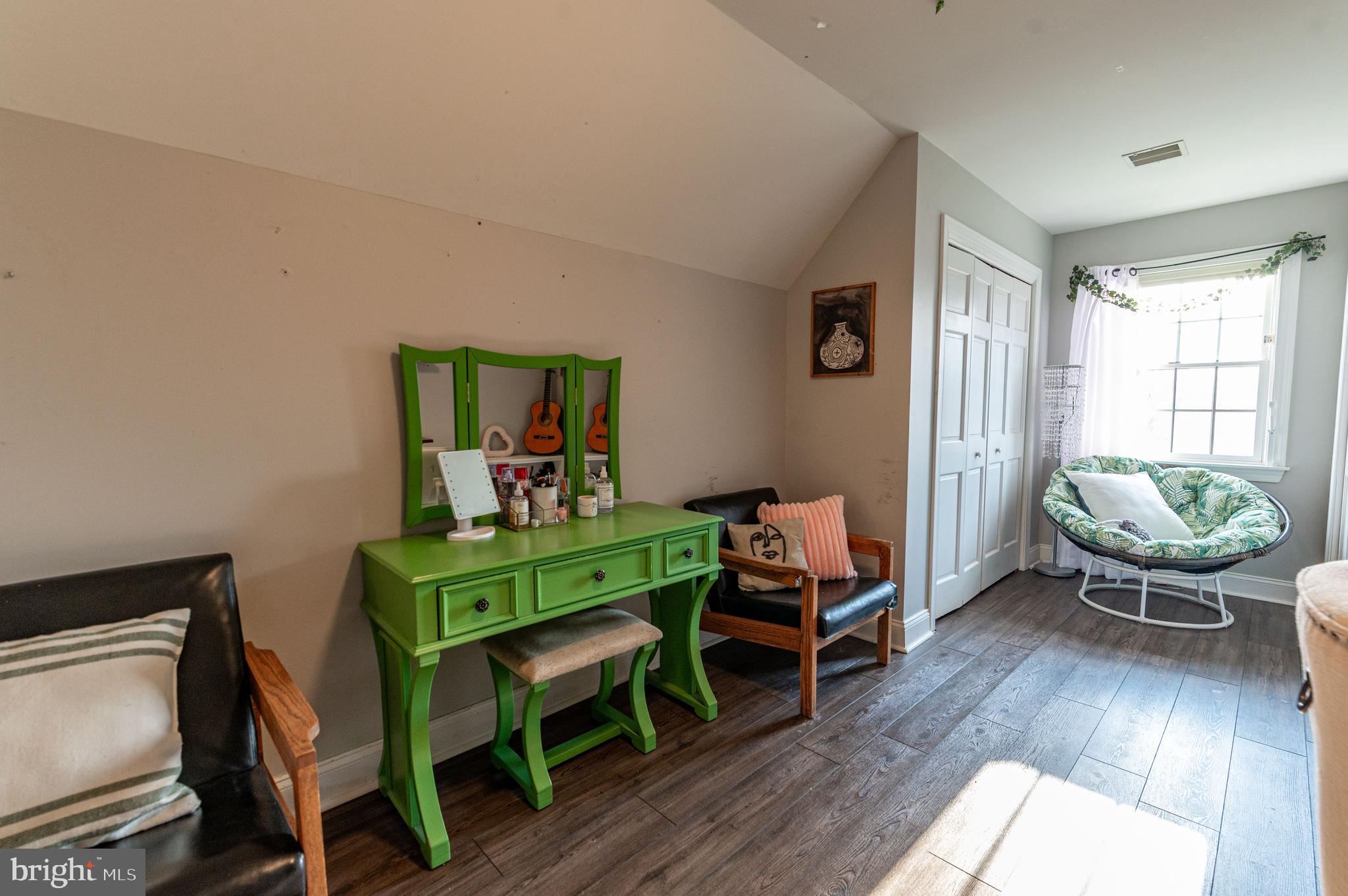 WALNUT CHASE NORTH - Residential