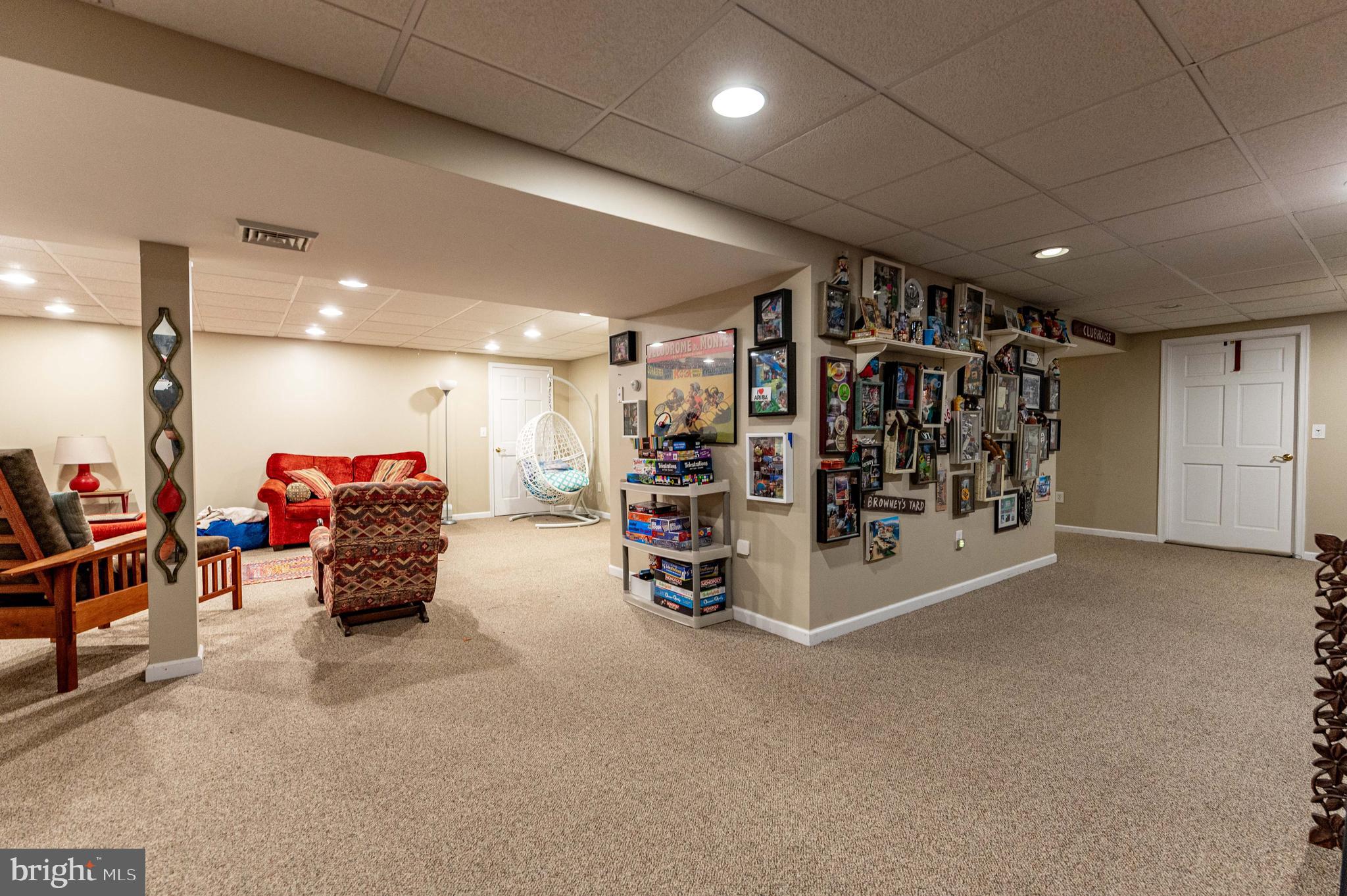 WALNUT CHASE NORTH - Residential