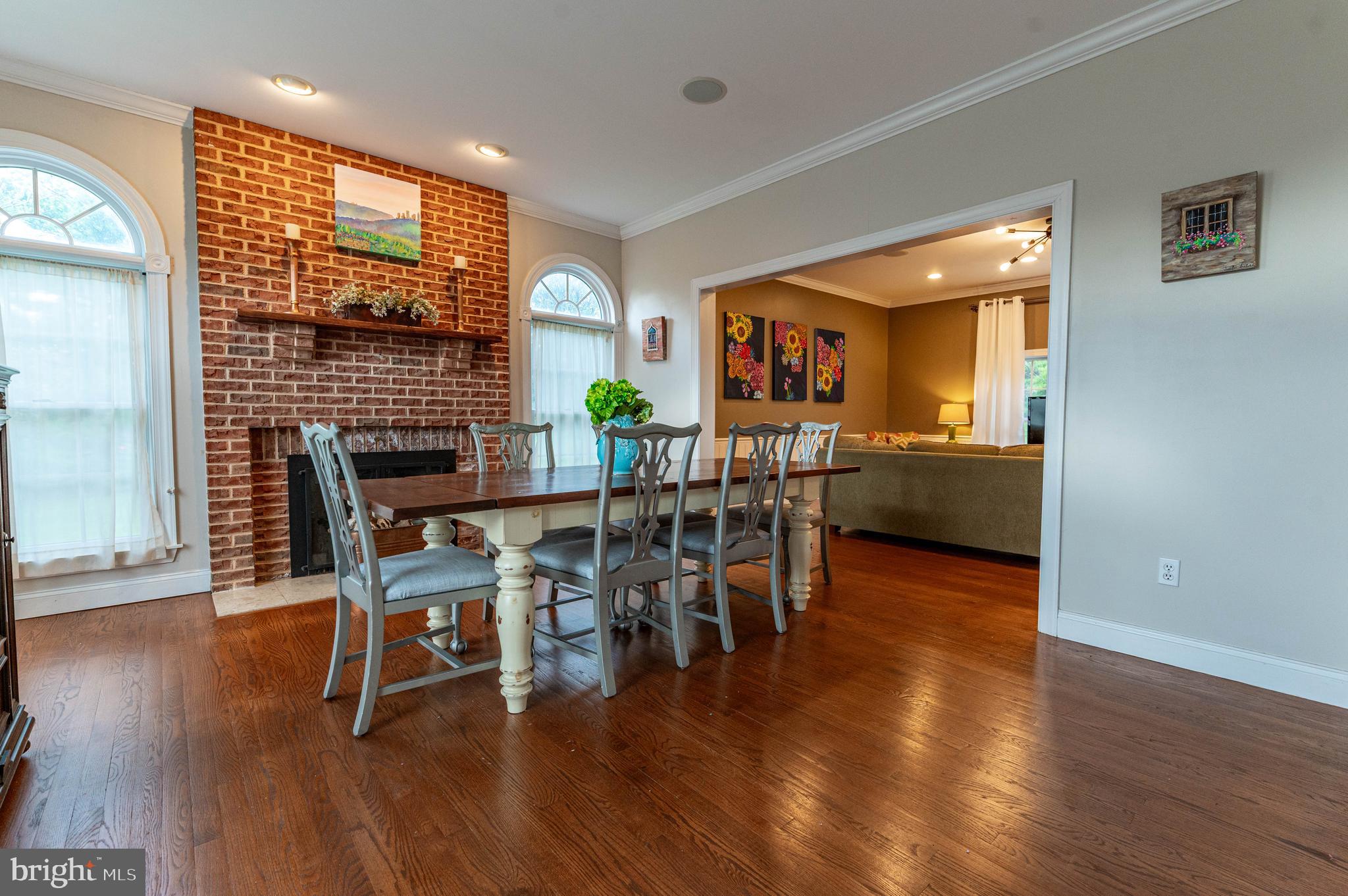 WALNUT CHASE NORTH - Residential