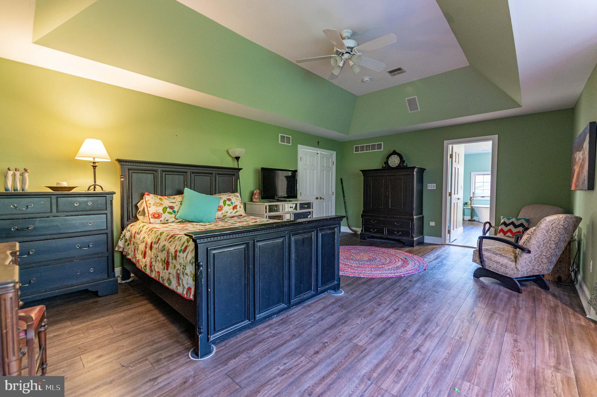 WALNUT CHASE NORTH - Residential