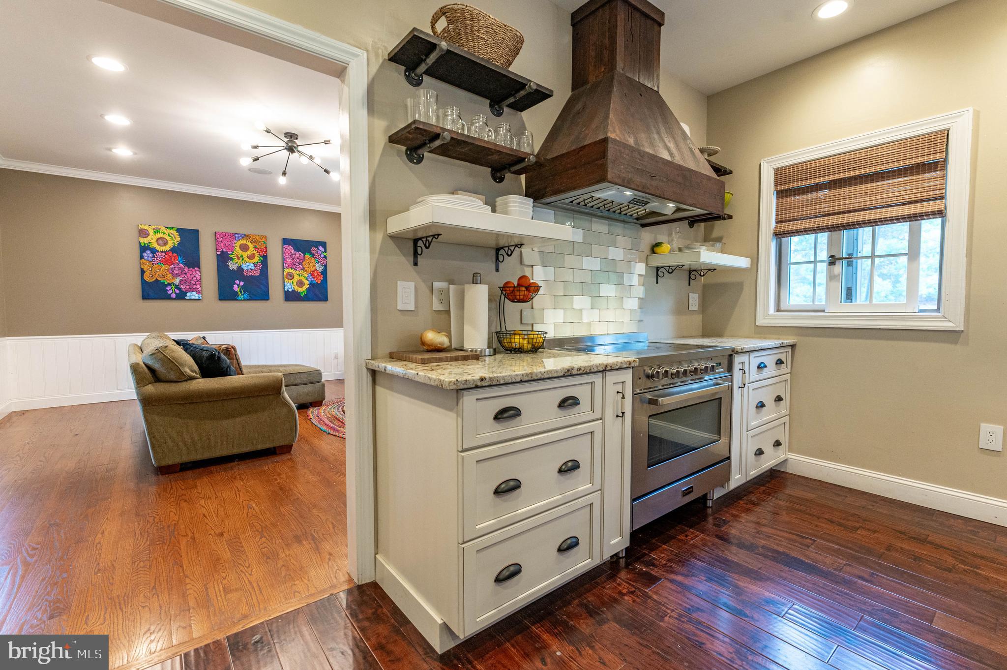 WALNUT CHASE NORTH - Residential