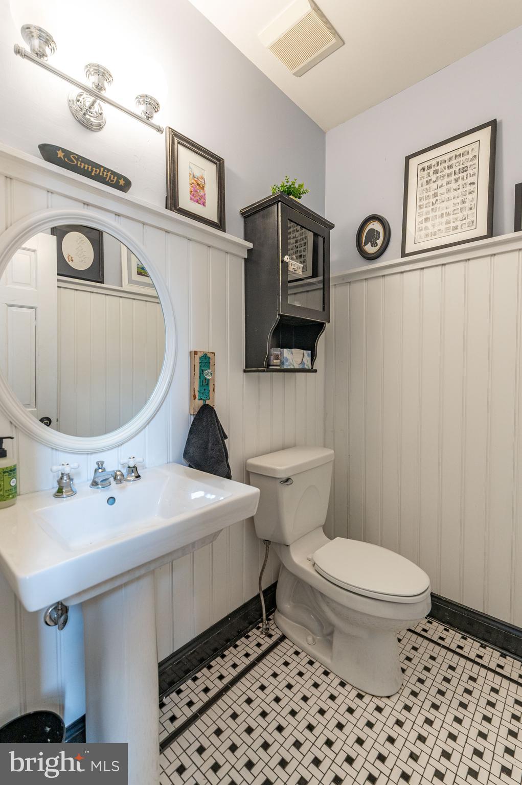 WALNUT CHASE NORTH - Residential