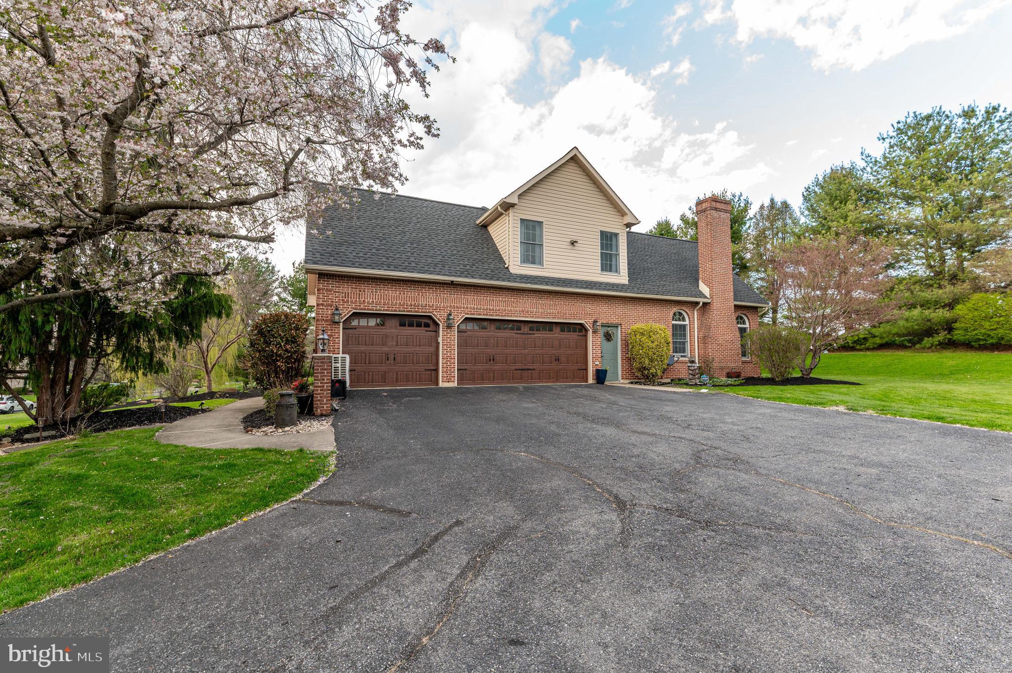 WALNUT CHASE NORTH - Residential