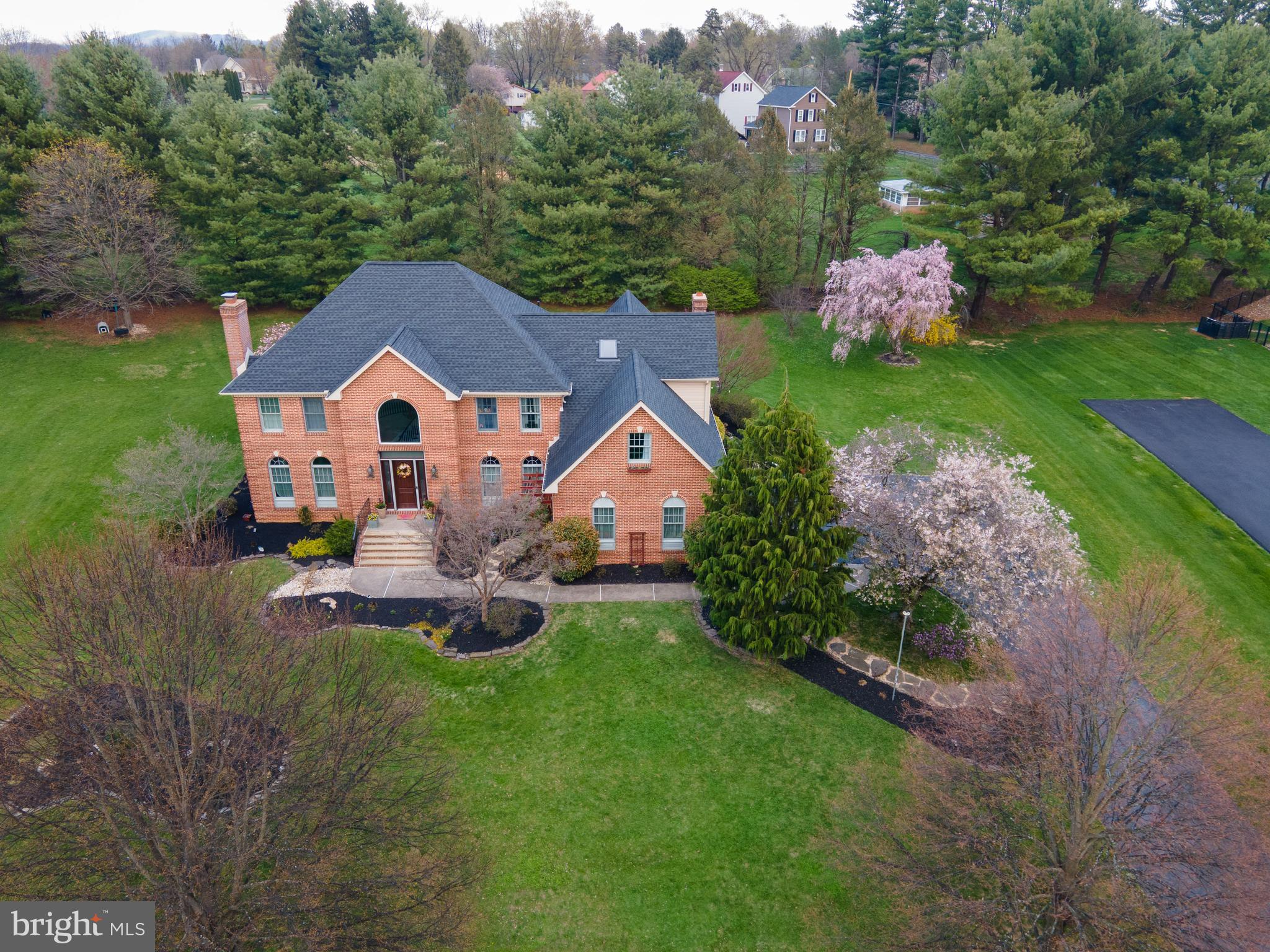 WALNUT CHASE NORTH - Residential