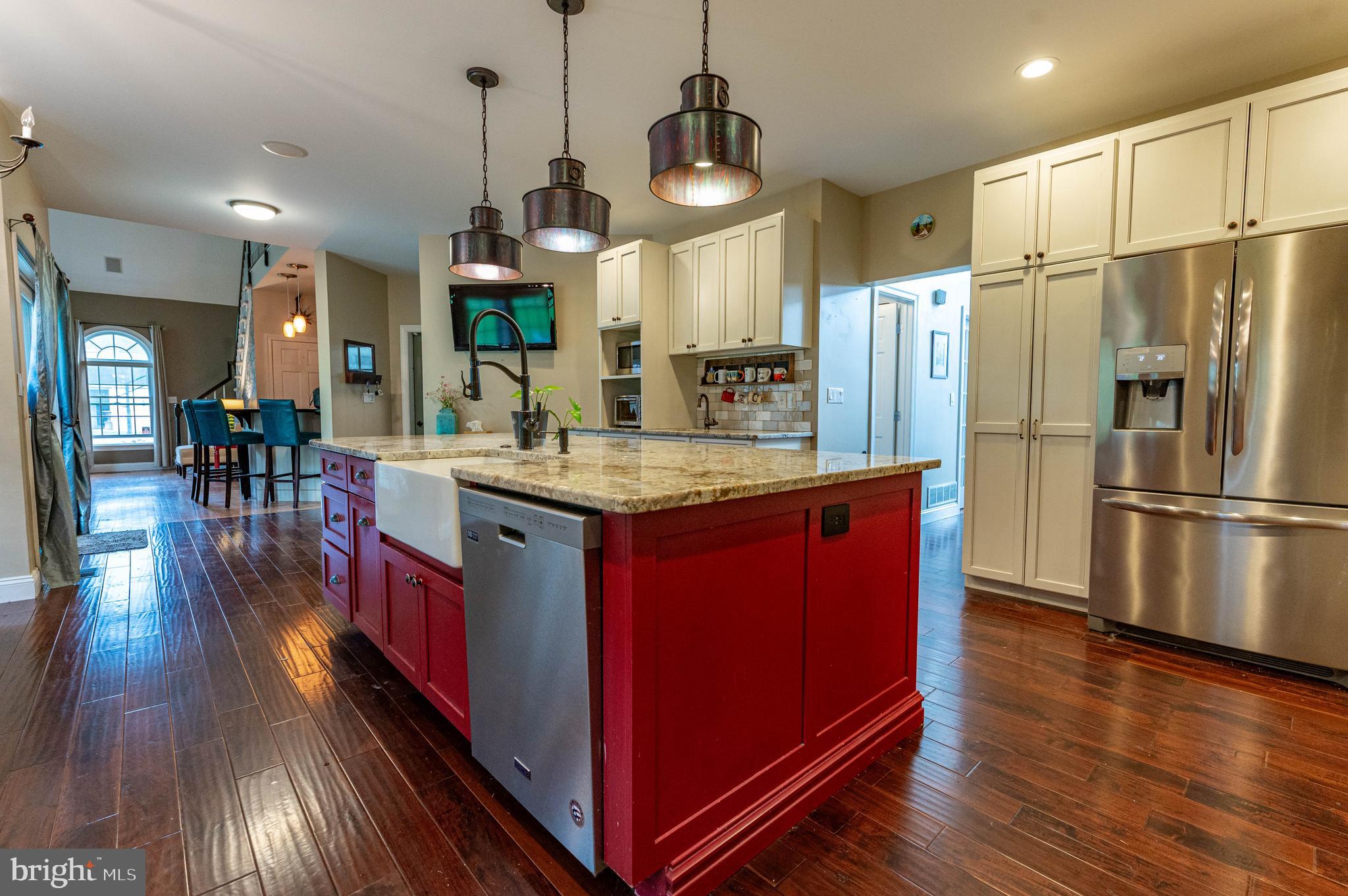 WALNUT CHASE NORTH - Residential