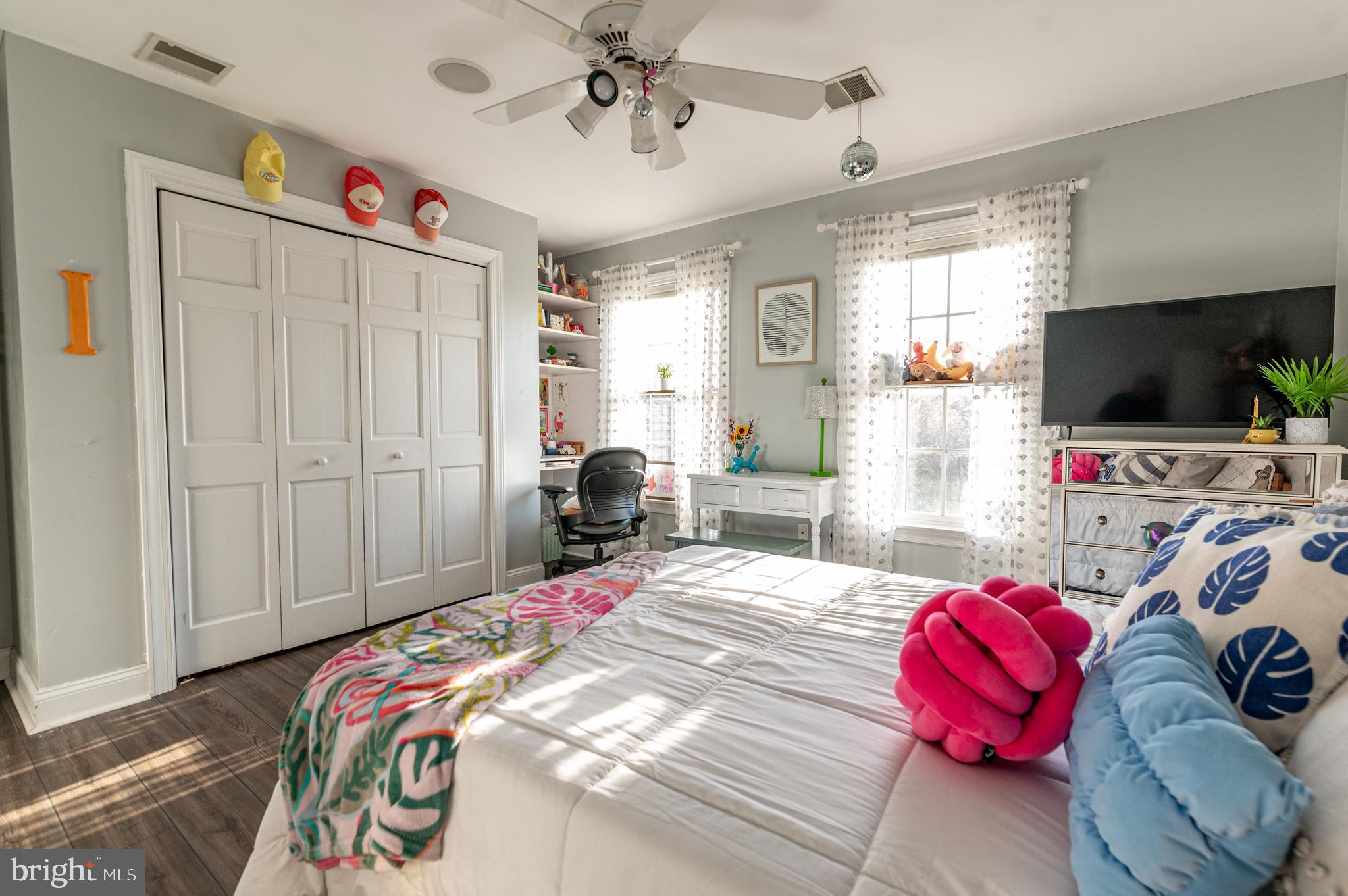 WALNUT CHASE NORTH - Residential