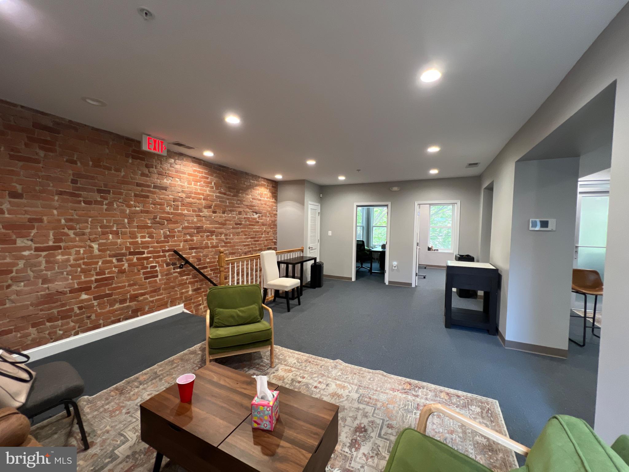 427 8TH STREET SE 425