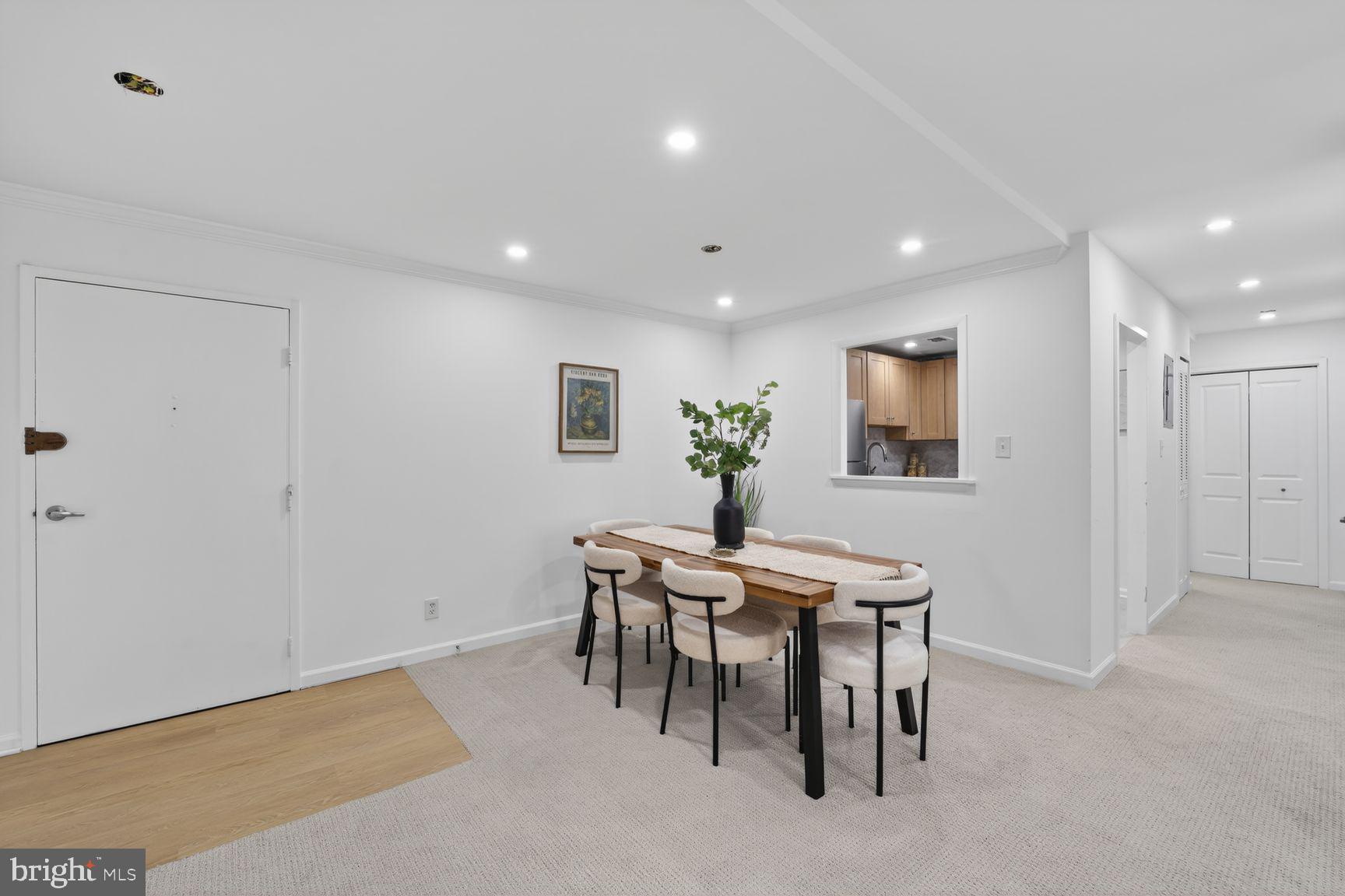 10570 MAIN STREET 304