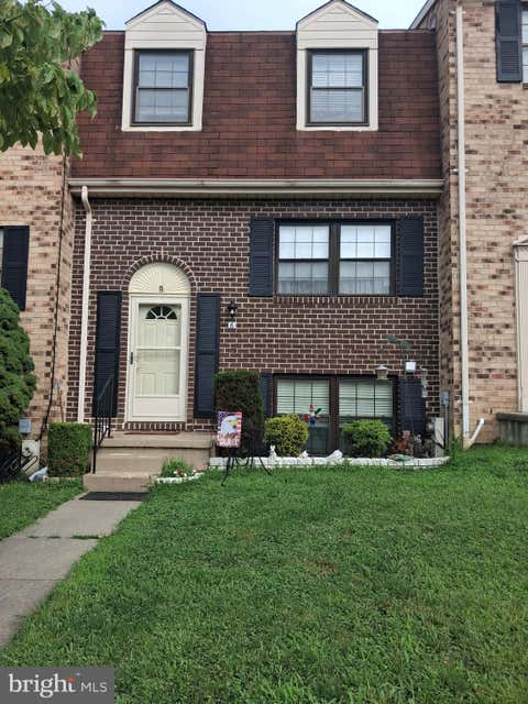 Townhouse For Sale - 6 Keen Mill Court<br/> Baltimore County, CATONSVILLE, MD 21228