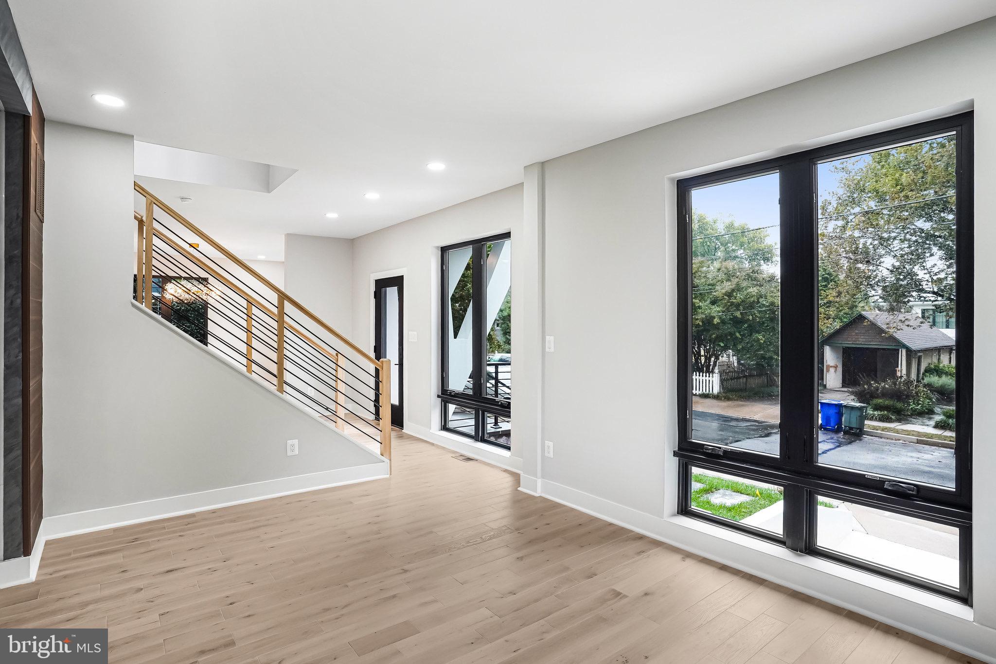 ASHTON HEIGHTS - Residential