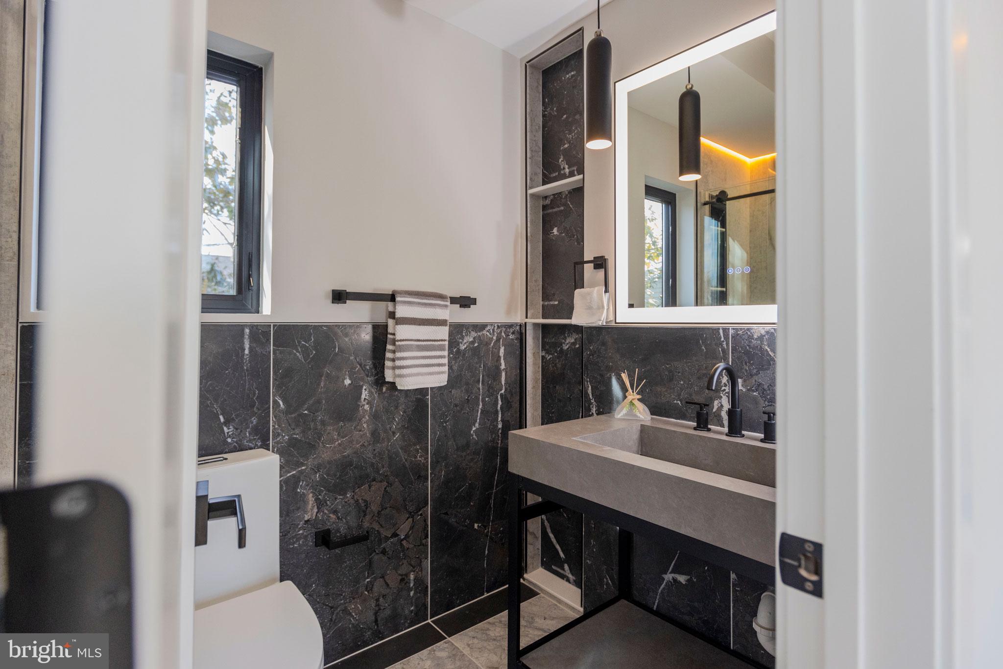 ASHTON HEIGHTS - Residential