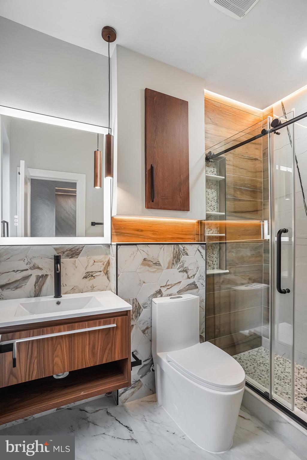 ASHTON HEIGHTS - Residential