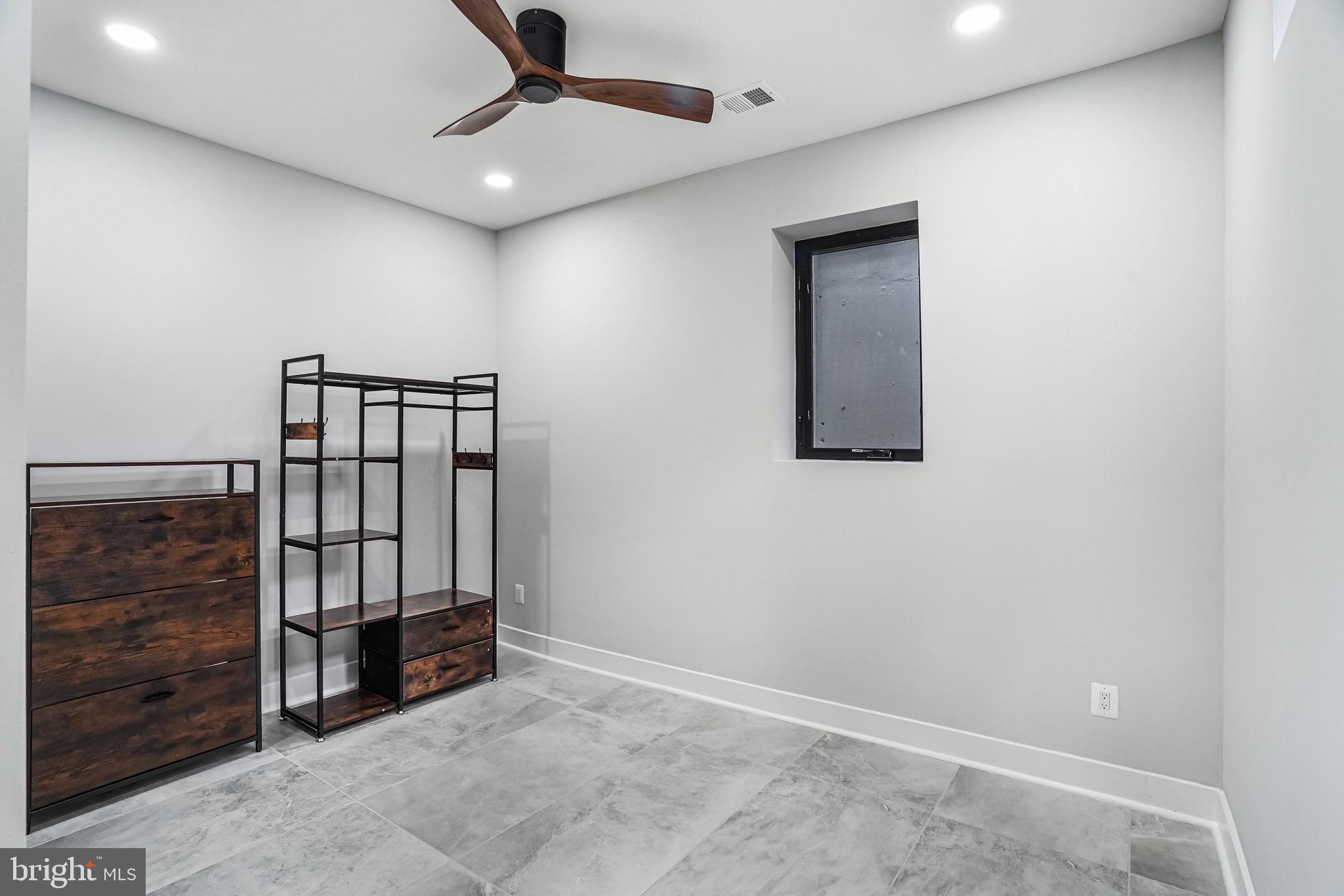 ASHTON HEIGHTS - Residential