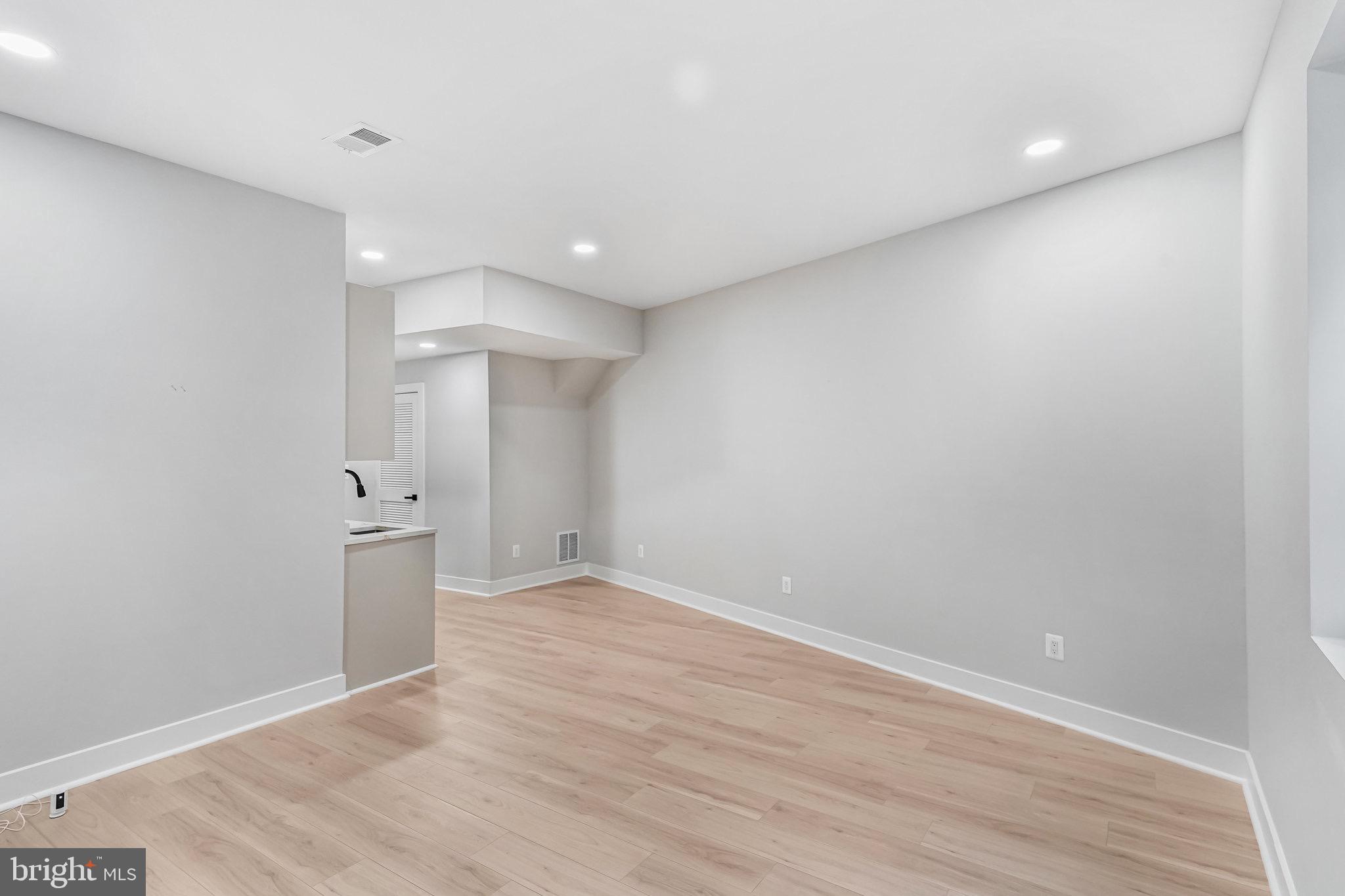 ASHTON HEIGHTS - Residential