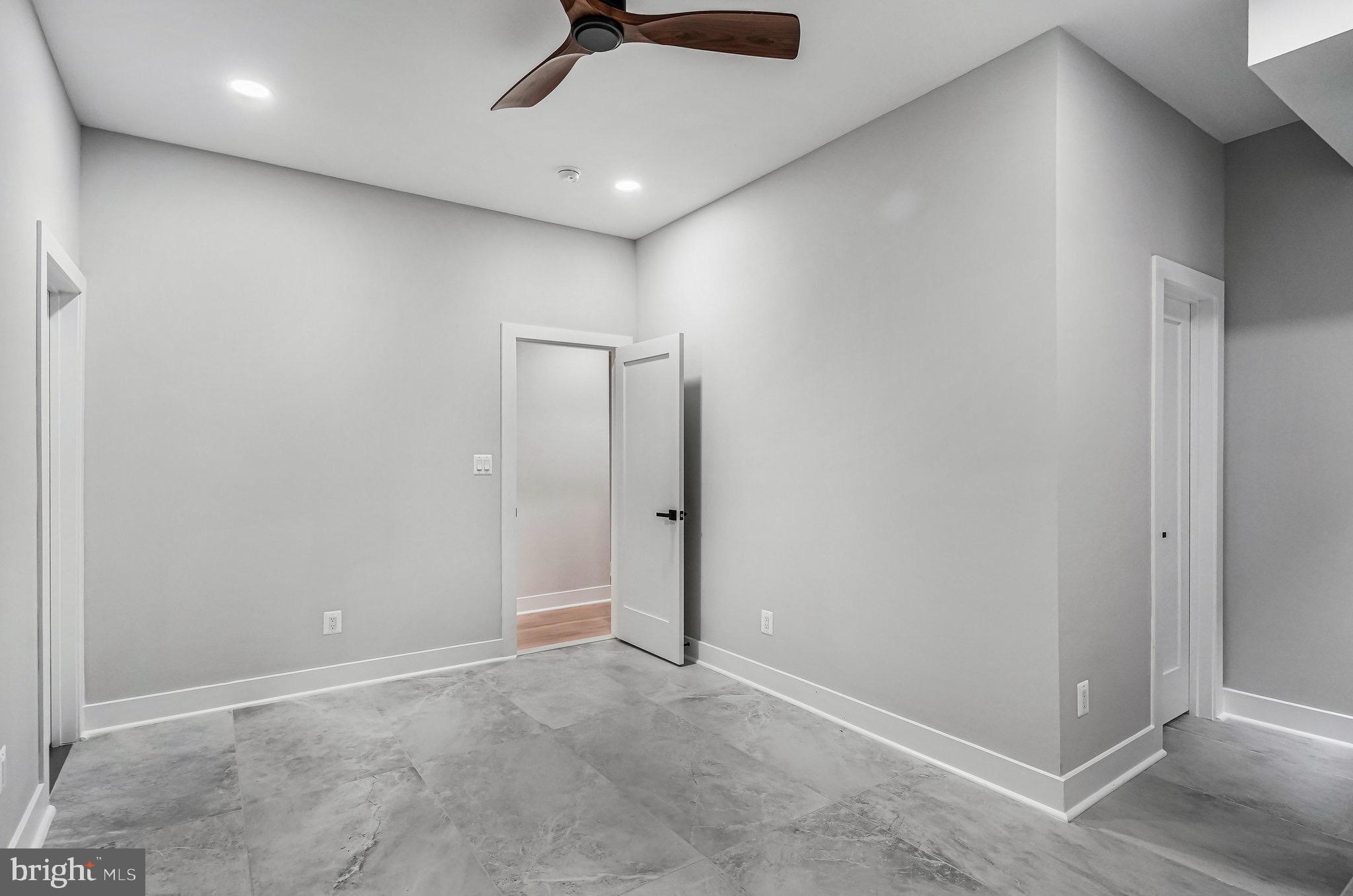 ASHTON HEIGHTS - Residential