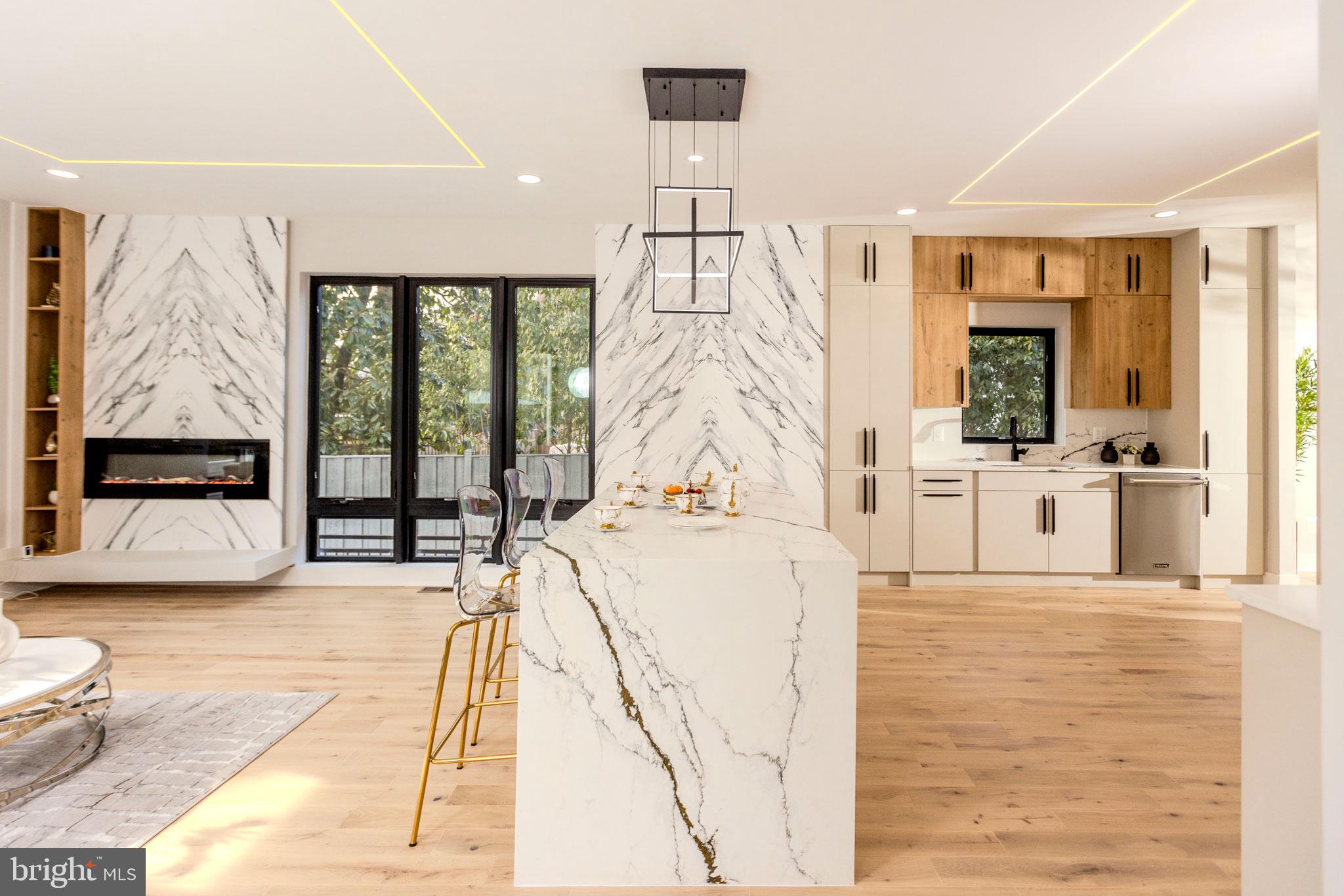 ASHTON HEIGHTS - Residential