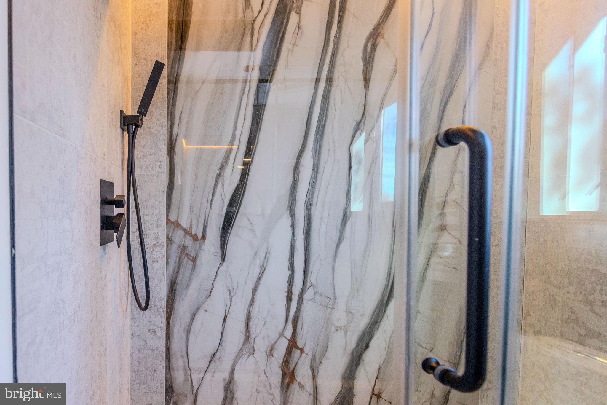 ASHTON HEIGHTS - Residential