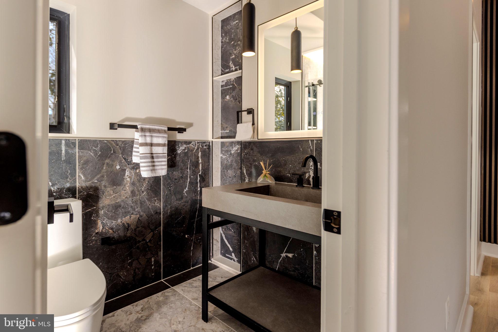 ASHTON HEIGHTS - Residential