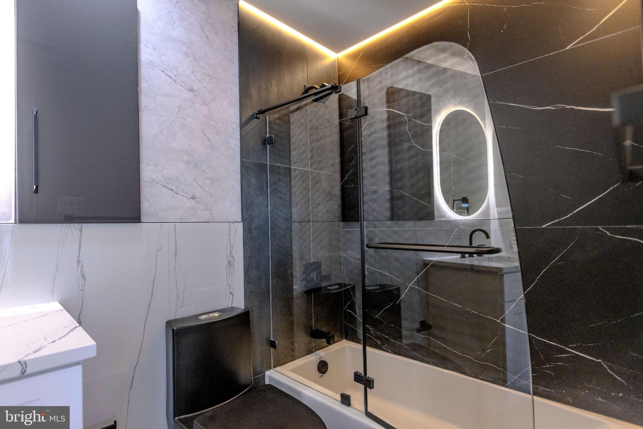 ASHTON HEIGHTS - Residential