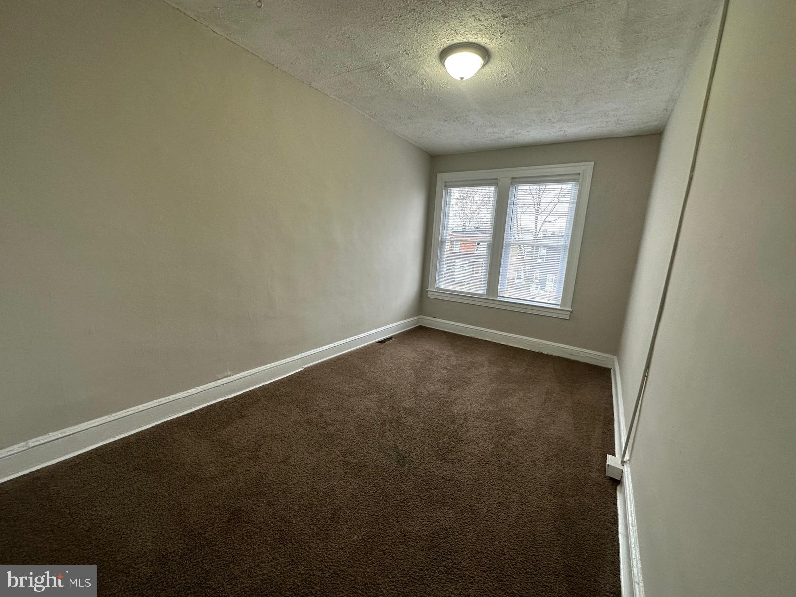 WOODMERE - Residential