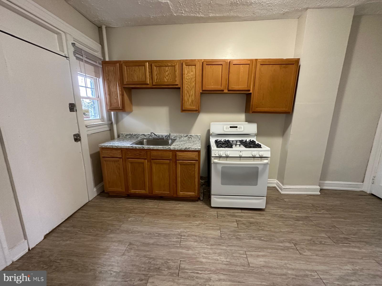 WOODMERE - Residential