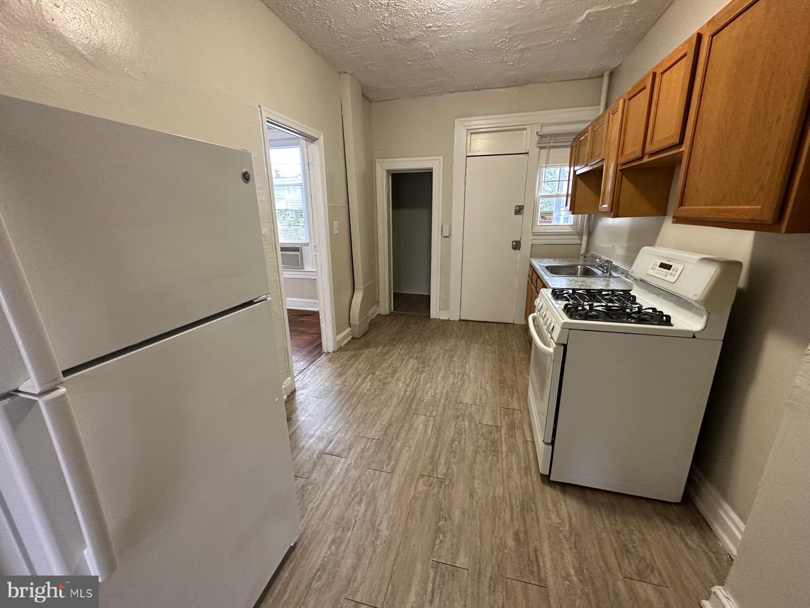 WOODMERE - Residential