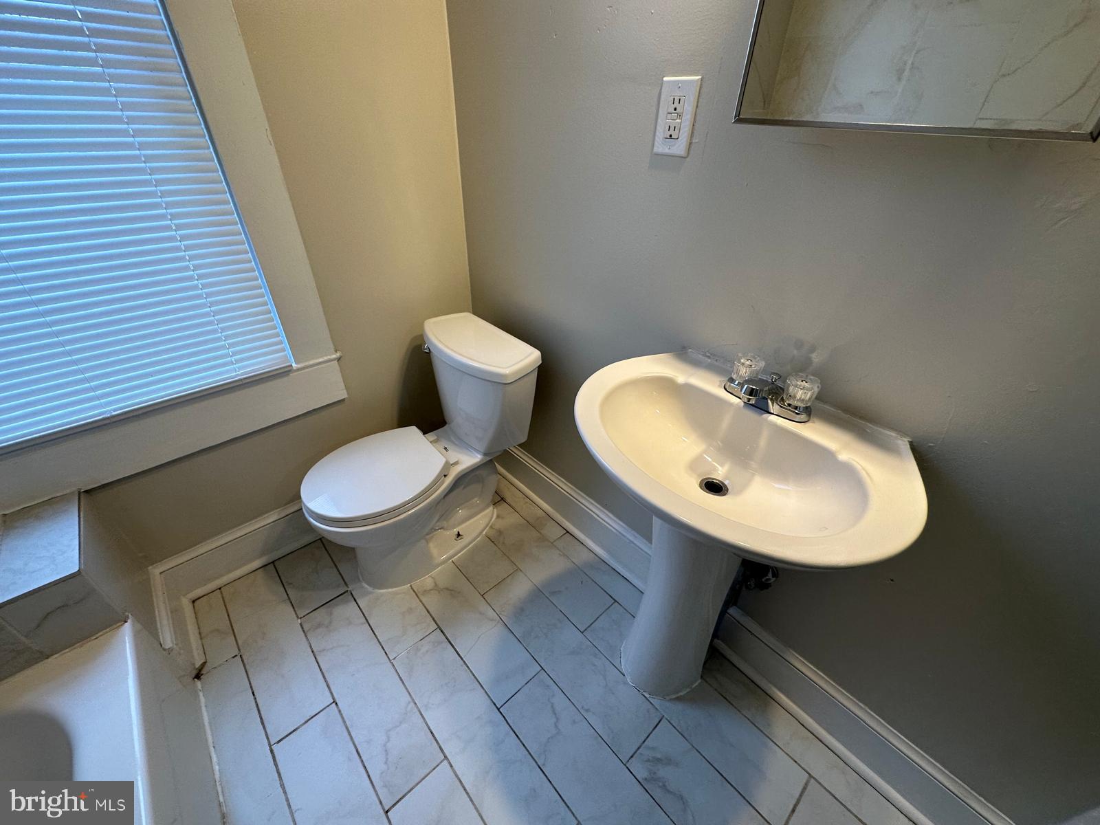 WOODMERE - Residential