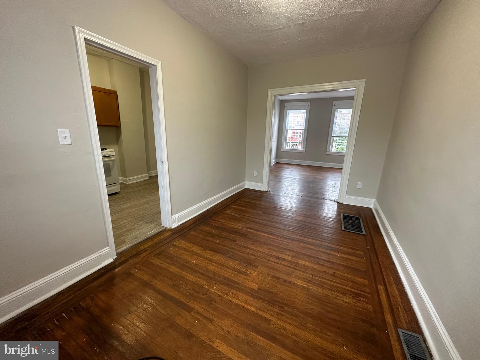 WOODMERE - Residential