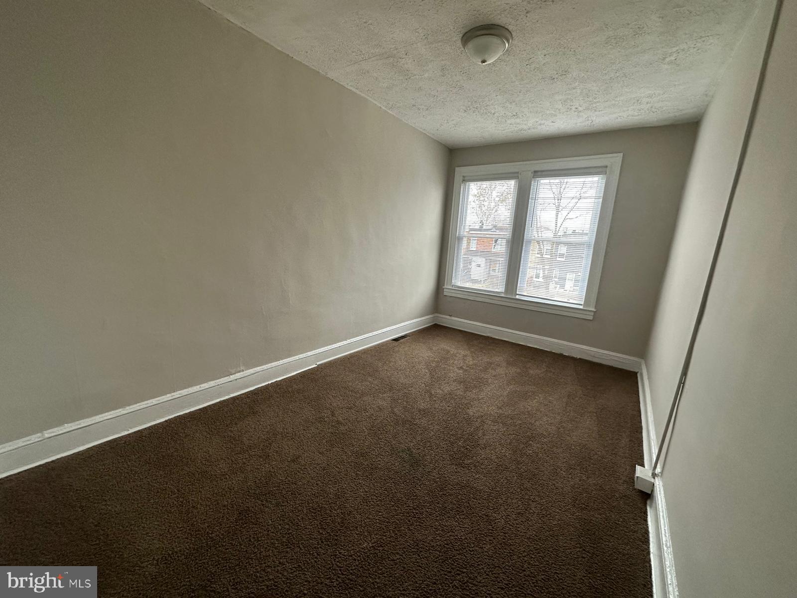 WOODMERE - Residential