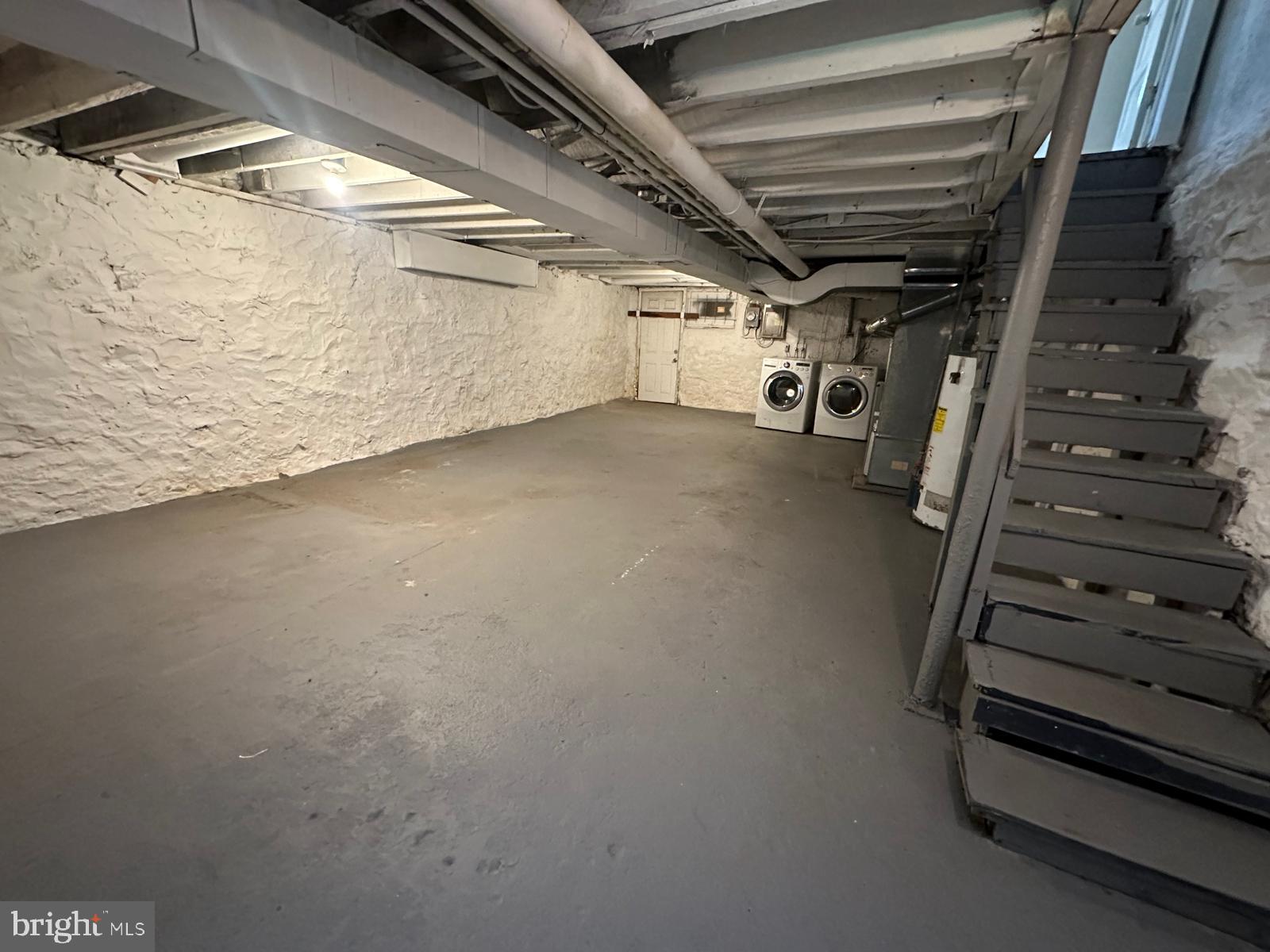 WOODMERE - Residential