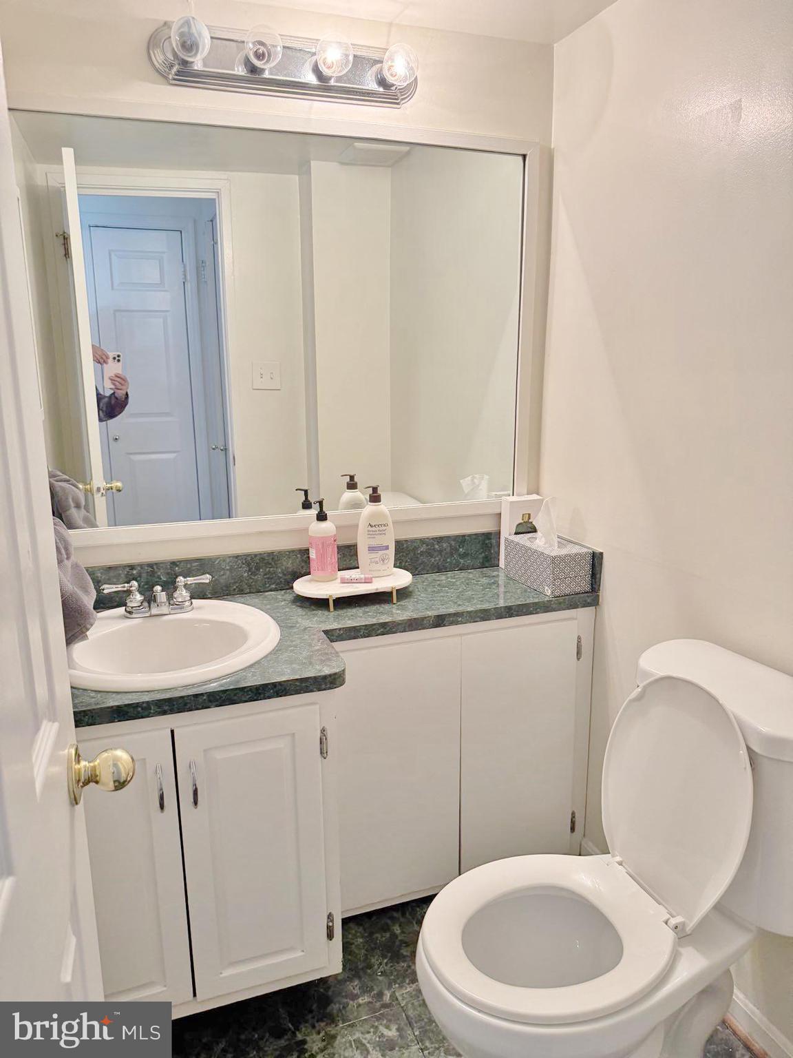 INVERNESS FOREST - Residential Lease