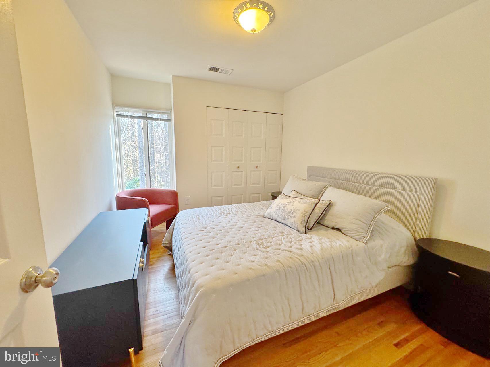 INVERNESS FOREST - Residential Lease