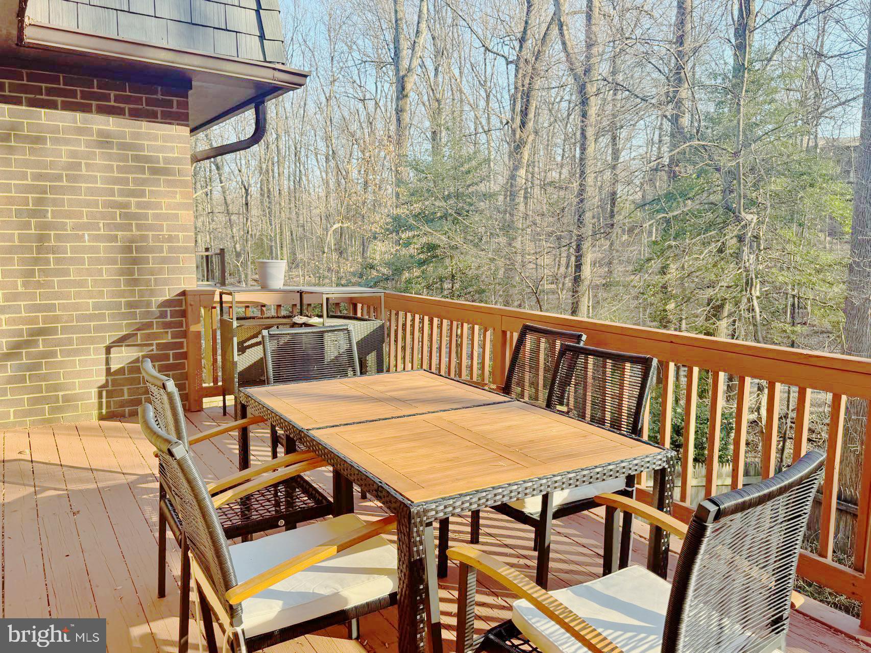 INVERNESS FOREST - Residential Lease