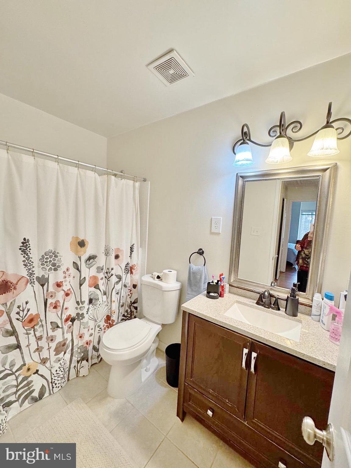 INVERNESS FOREST - Residential Lease